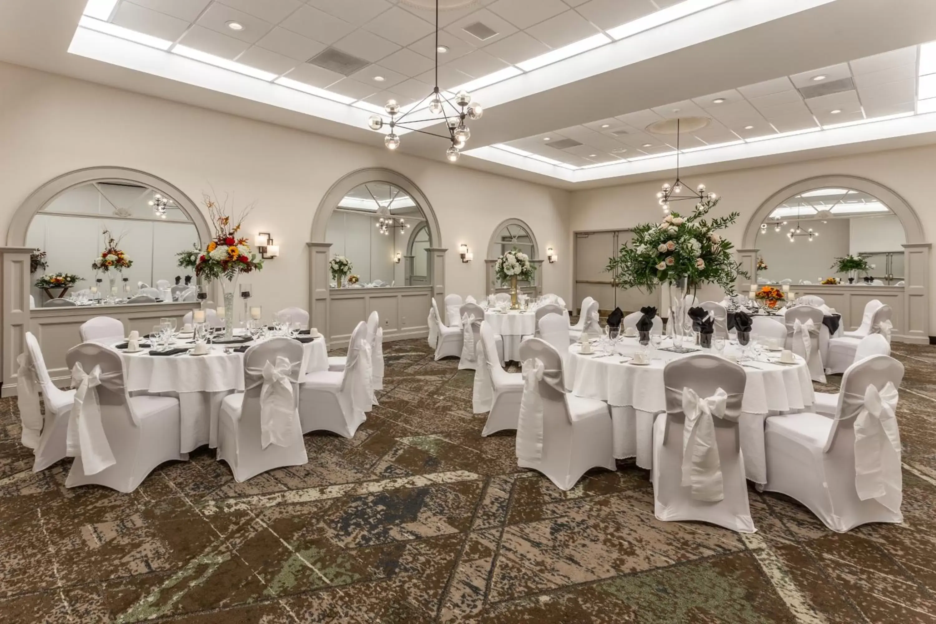 Meeting/conference room, Banquet Facilities in Holiday Inn Philadelphia South-Swedesboro, an IHG Hotel