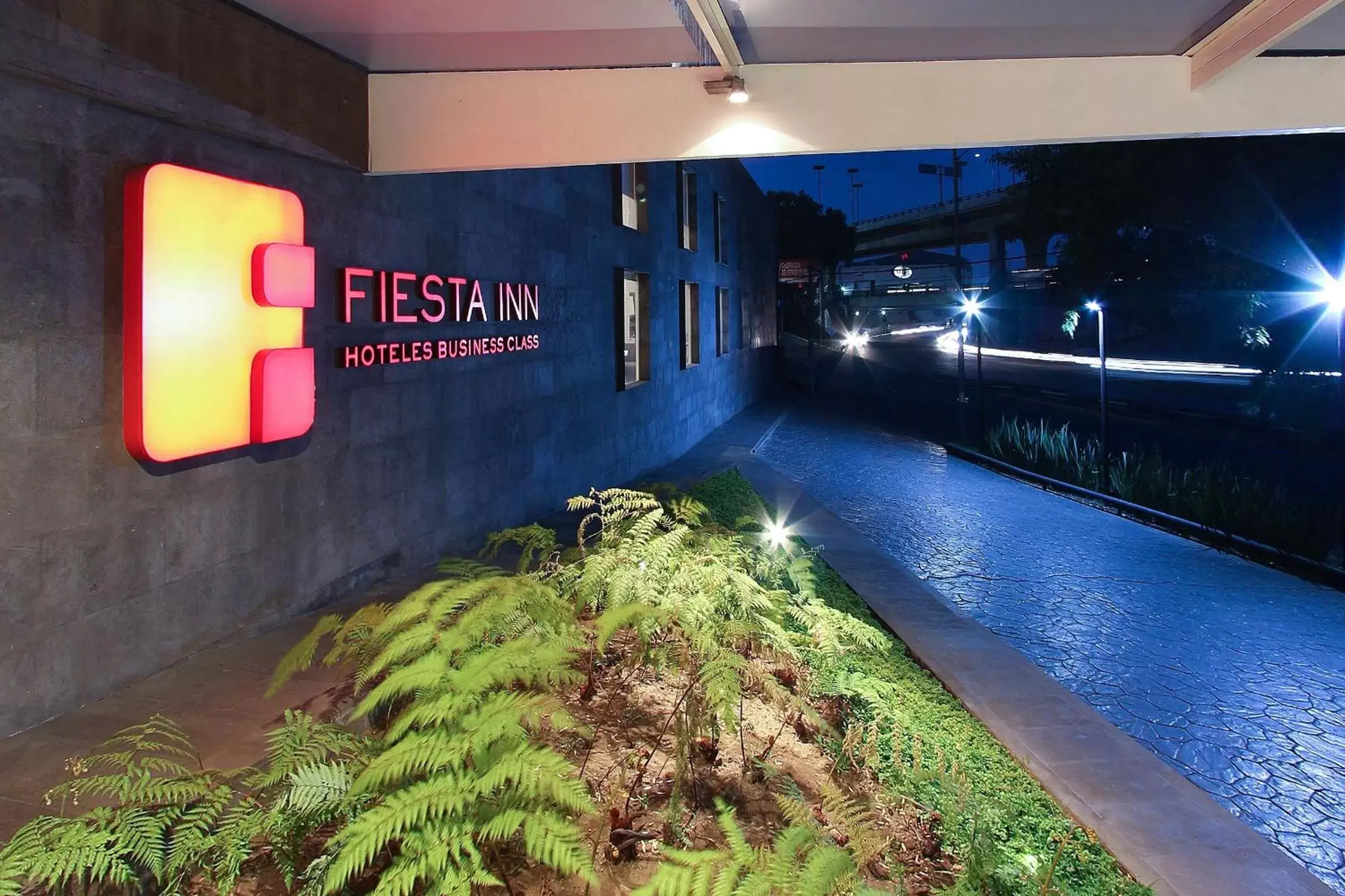Property building, Swimming Pool in Fiesta Inn Naucalpan