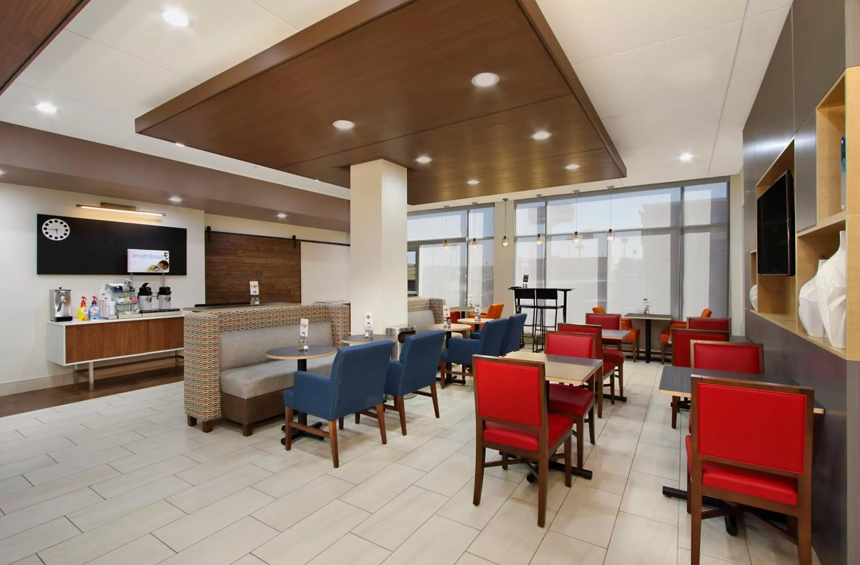 Breakfast, Restaurant/Places to Eat in Holiday Inn Express & Suites - Brookshire - Katy Freeway, an IHG Hotel