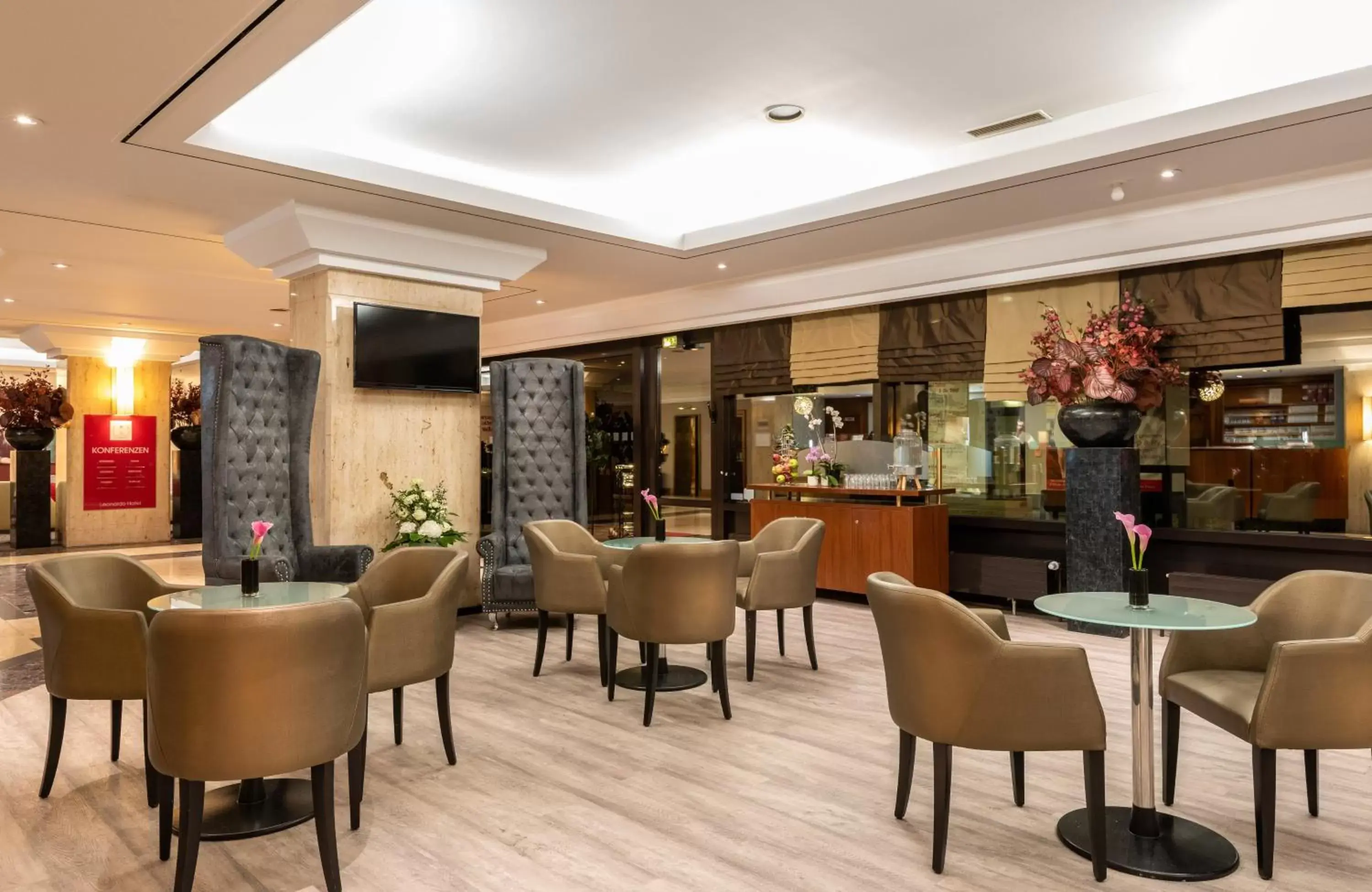 Lobby or reception, Restaurant/Places to Eat in Leonardo Hotel Frankfurt City South