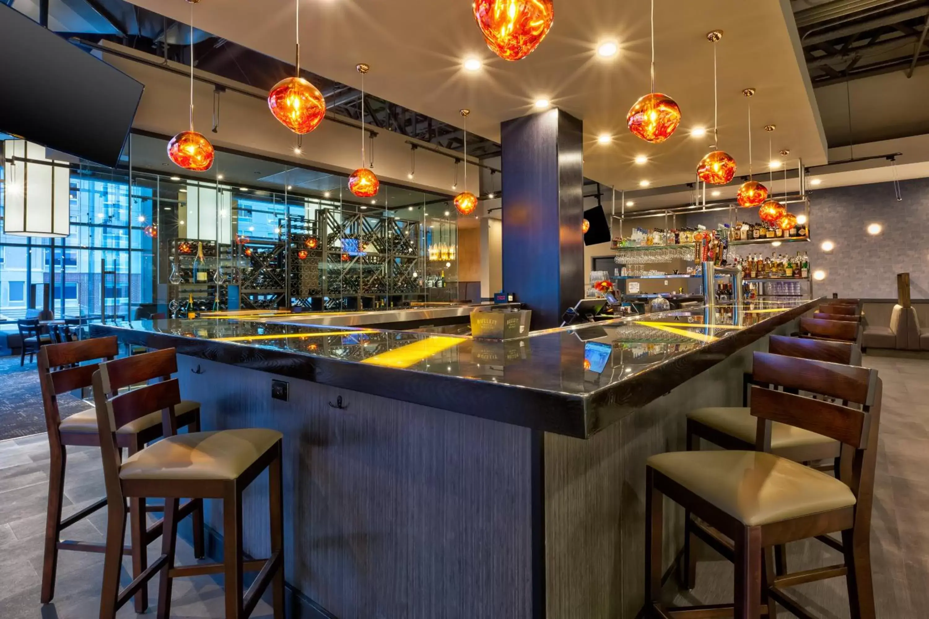 Lounge or bar in Hotel Indigo Rochester - Mayo Clinic Area by IHG Lounge or bar in Hotel Indigo Rochester - Mayo Clinic Area by IHG