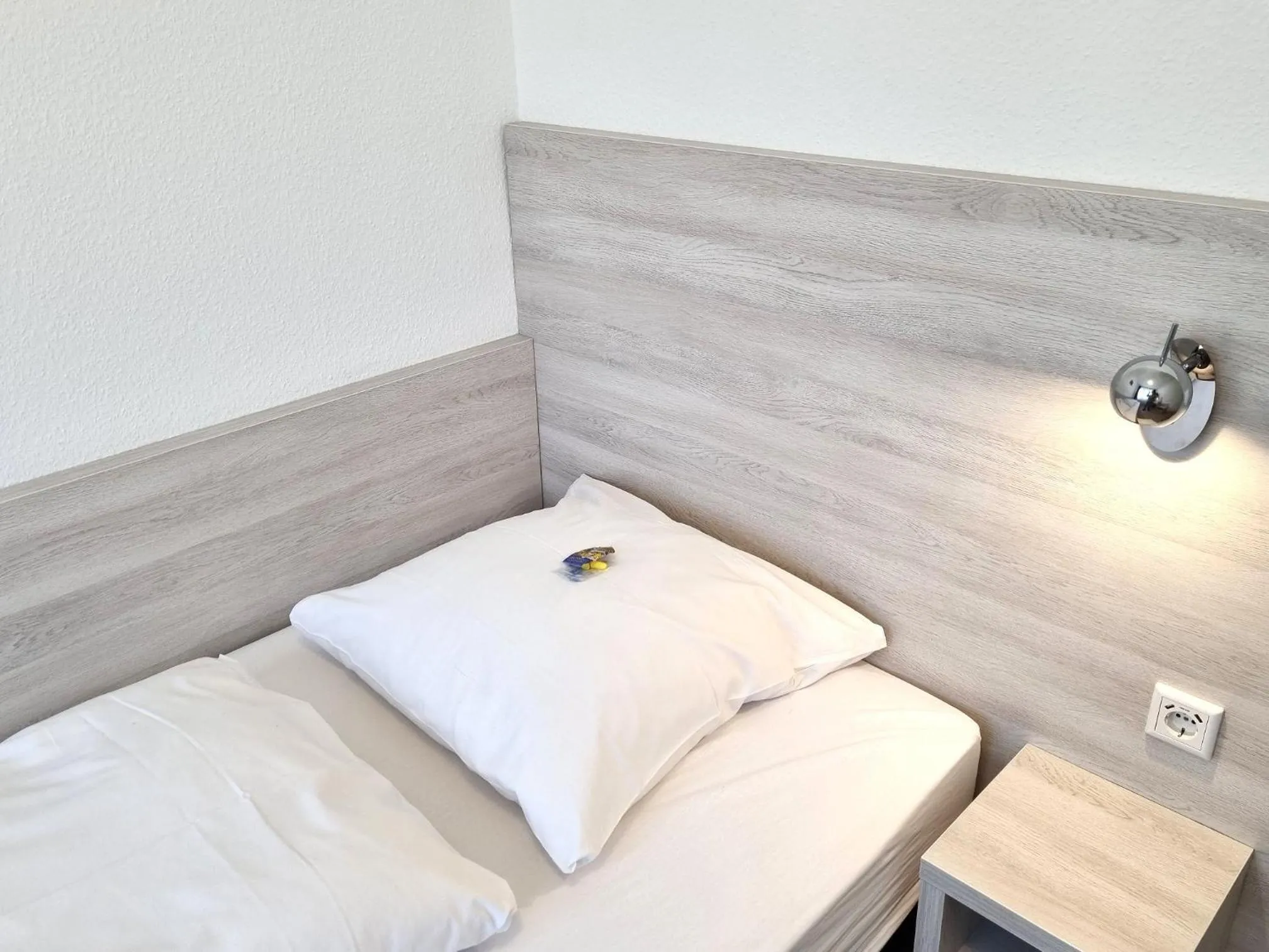 Bedroom, Bed in Adler Hotel Frankfurt