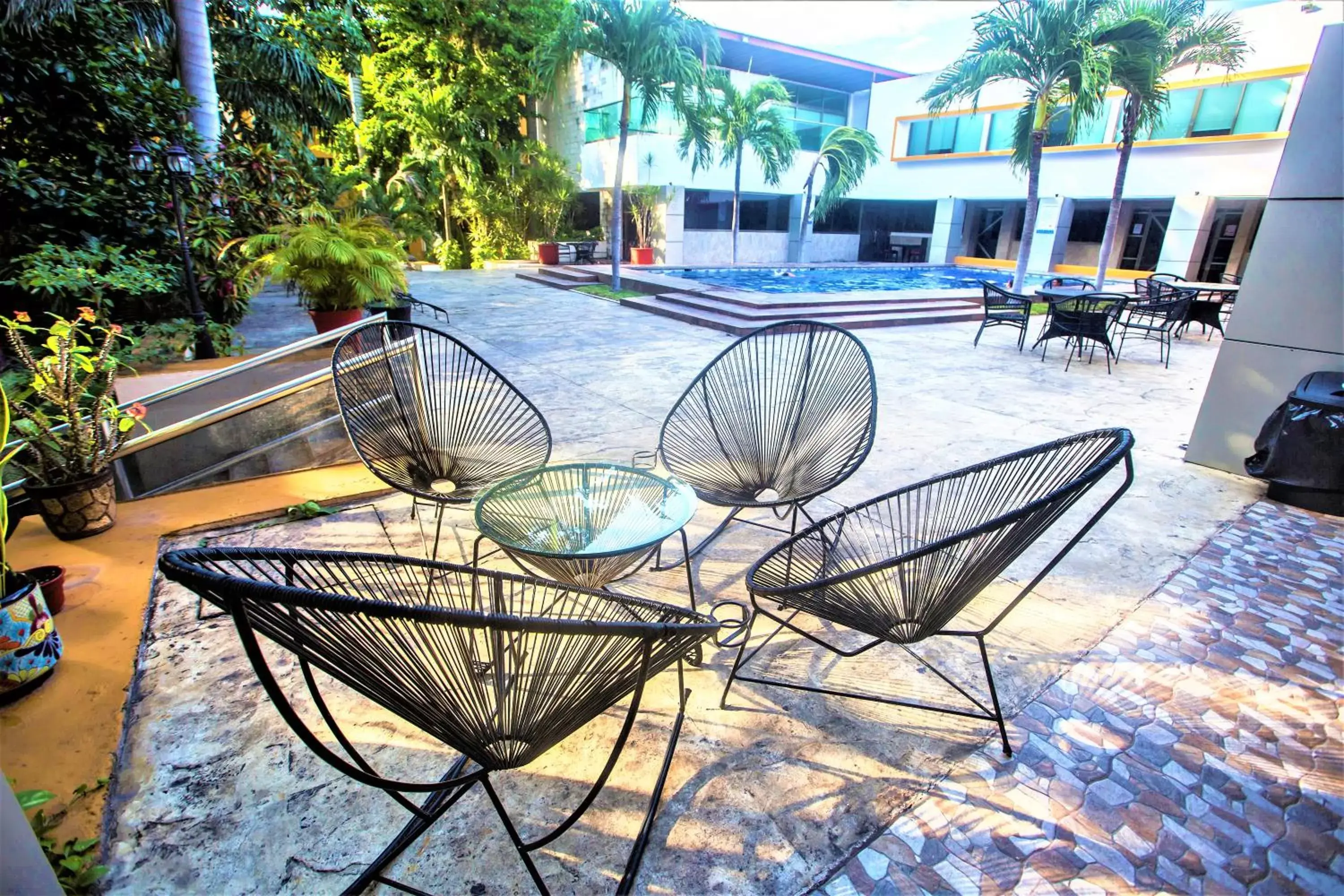 Swimming pool in Hotel Plaza Mirador Swimming pool in Hotel Plaza Mirador