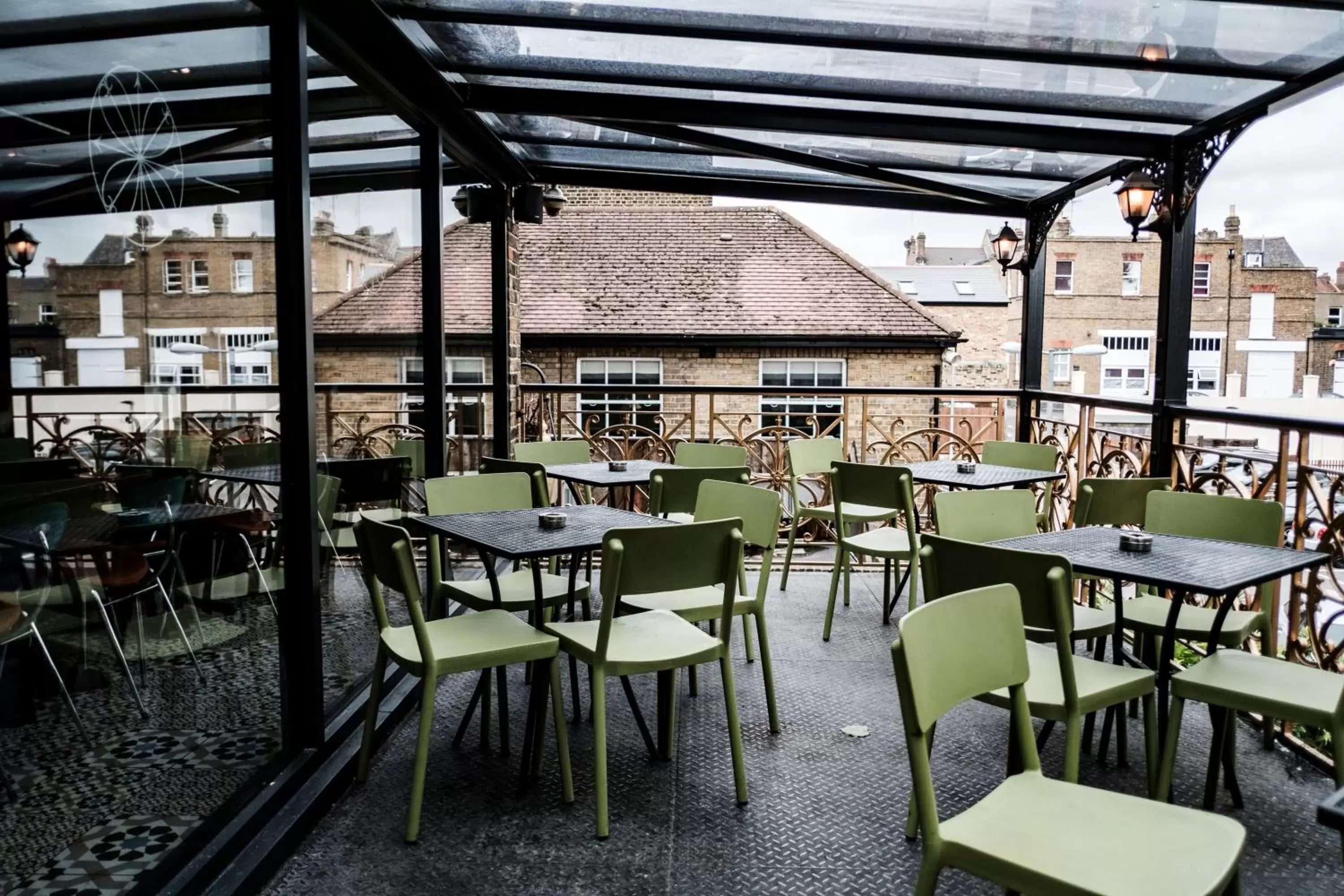 Patio, Restaurant/Places to Eat in The Drayton Court Hotel