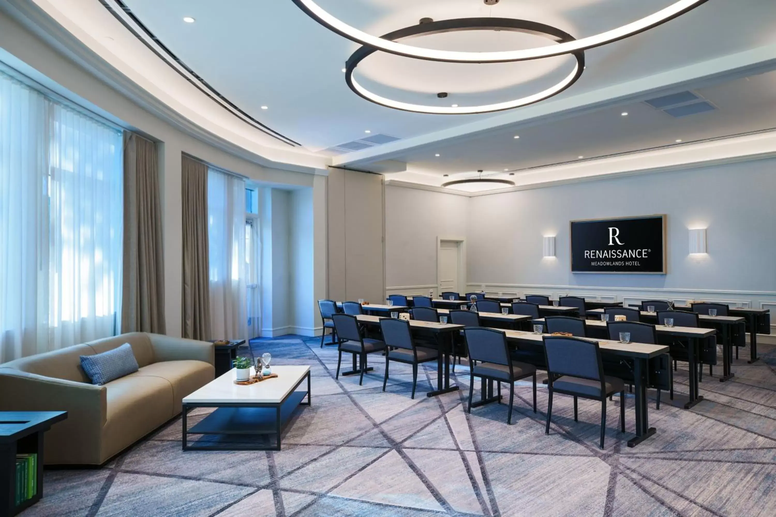 Meeting/conference room in Renaissance Meadowlands Hotel