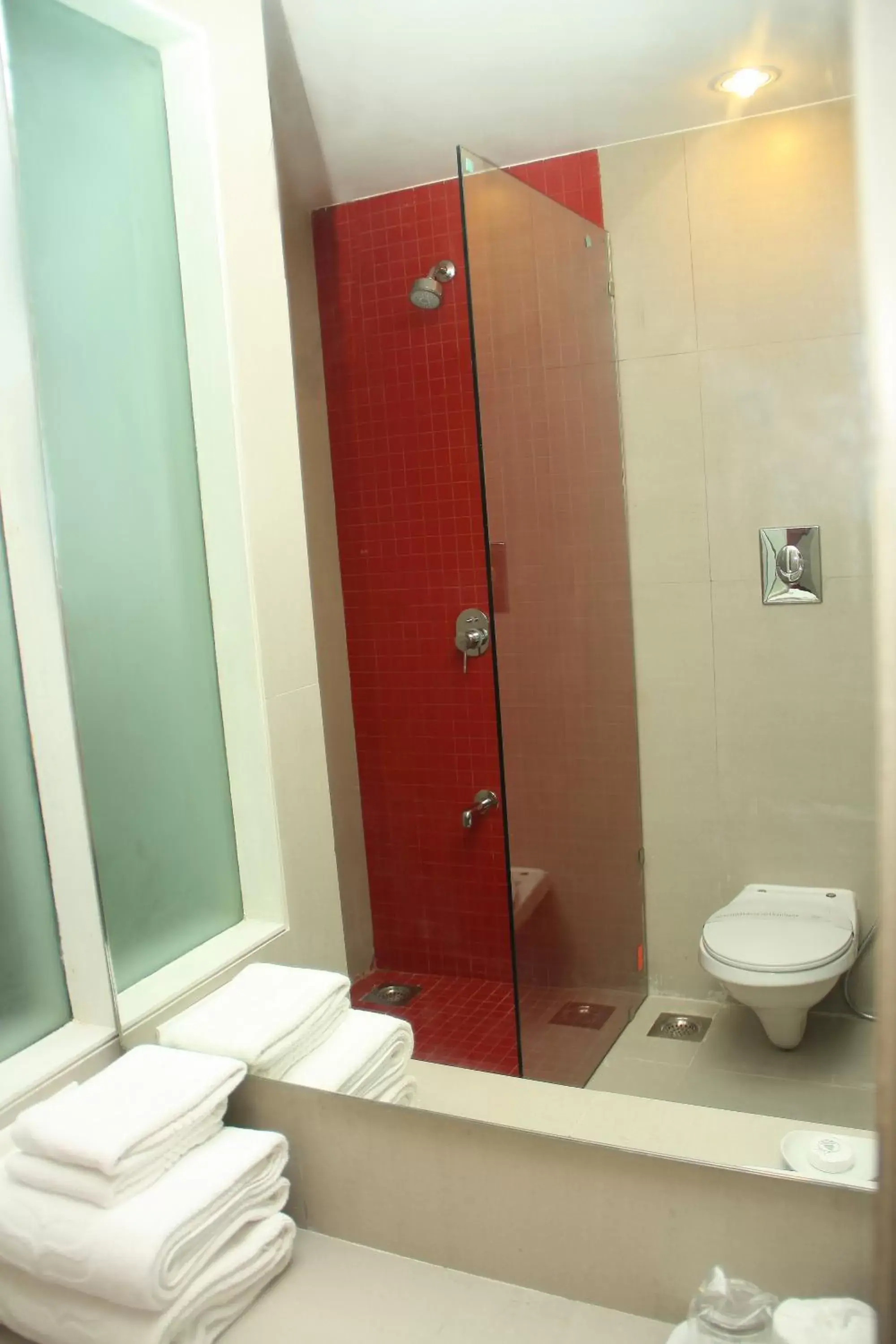 Bathroom in Whispering Palms Beach Resort