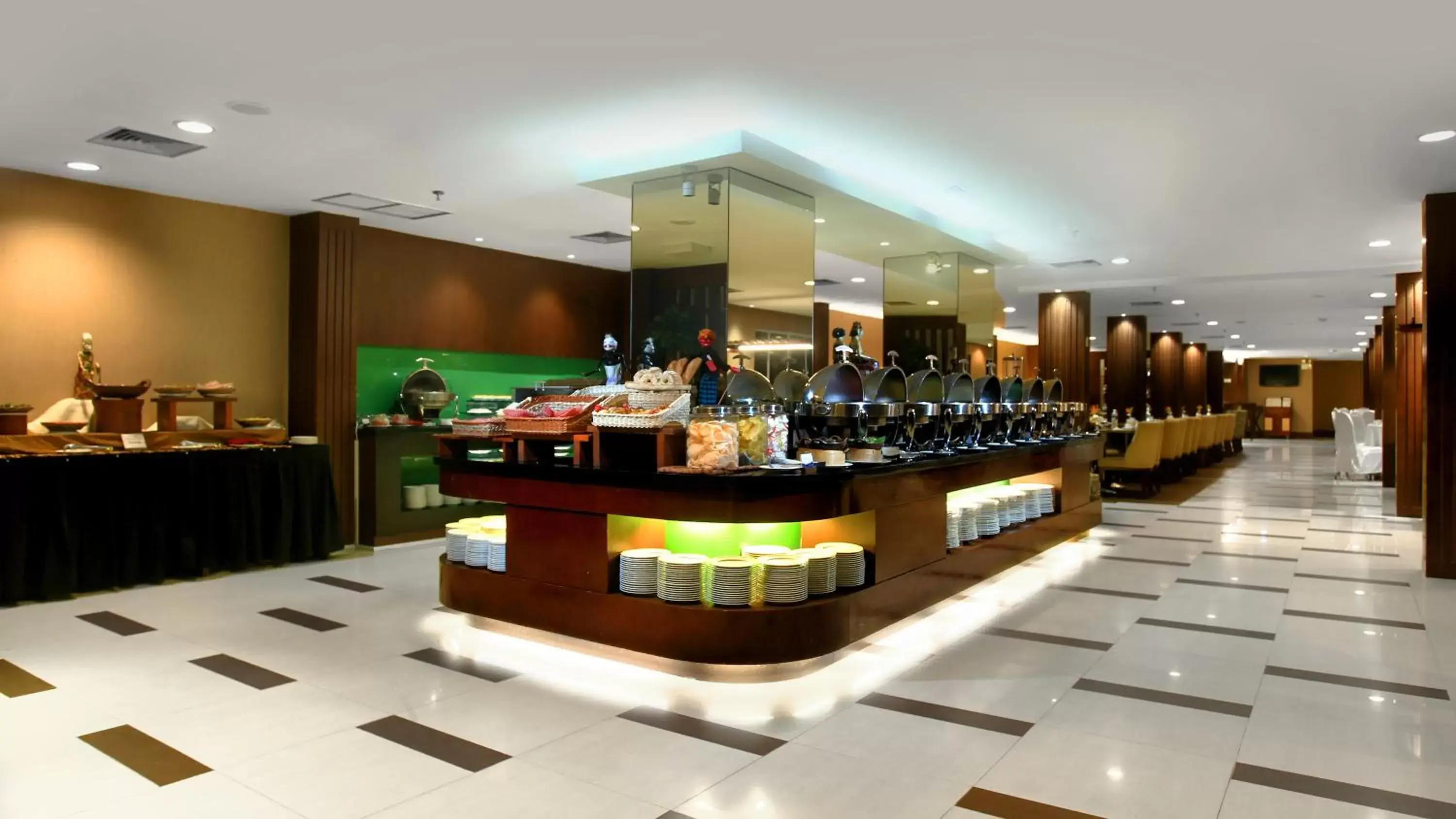 Restaurant/places to eat in ASTON Tanjung Pinang Hotel & Conference Center