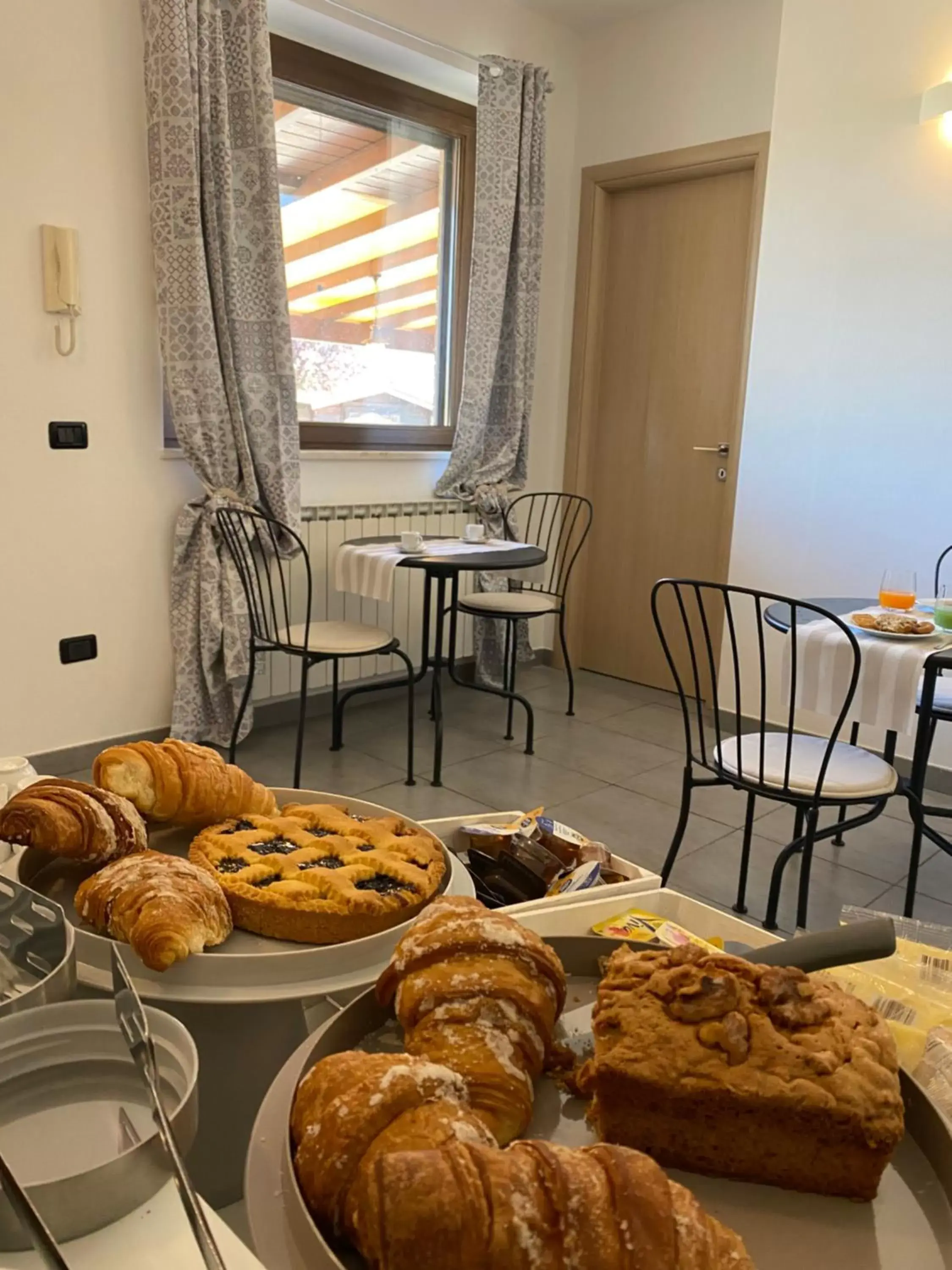 Seating area in BELLA ASSISI B & B