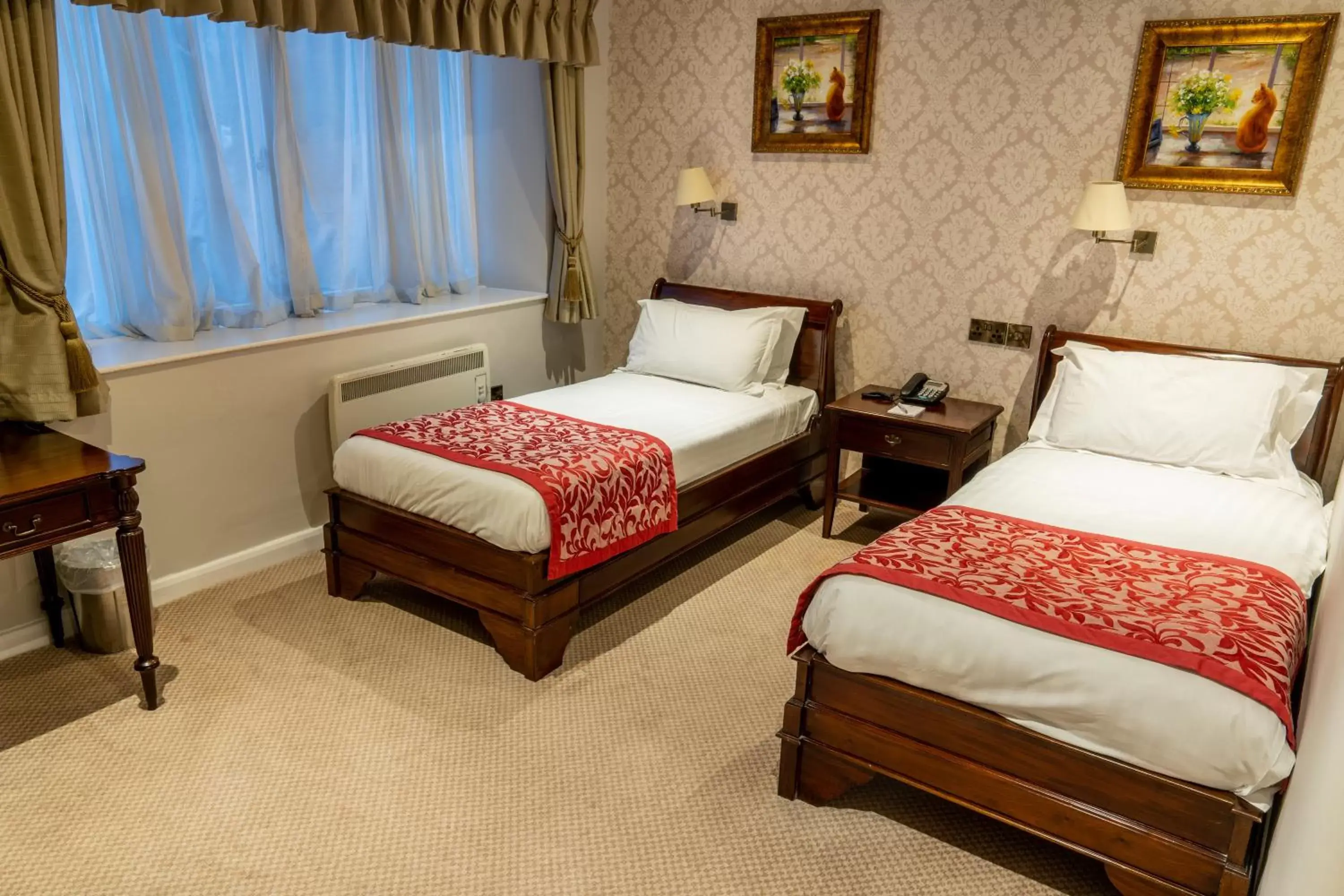 Bedroom, Bed in Castle Bromwich Hall; Sure Hotel Collection by Best Western