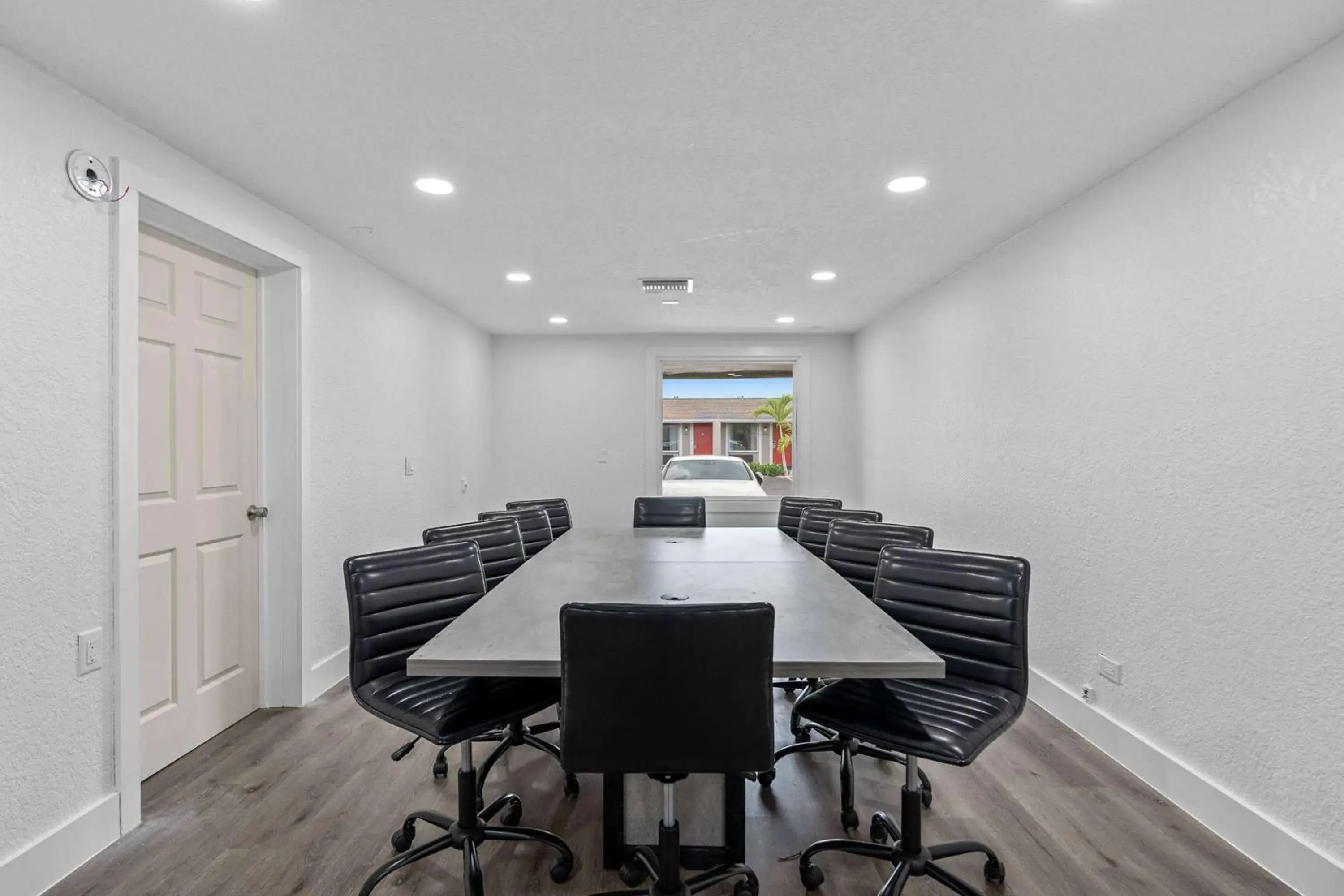 Meeting/conference room in Super 8 by Wyndham Kissimmee-Orlando