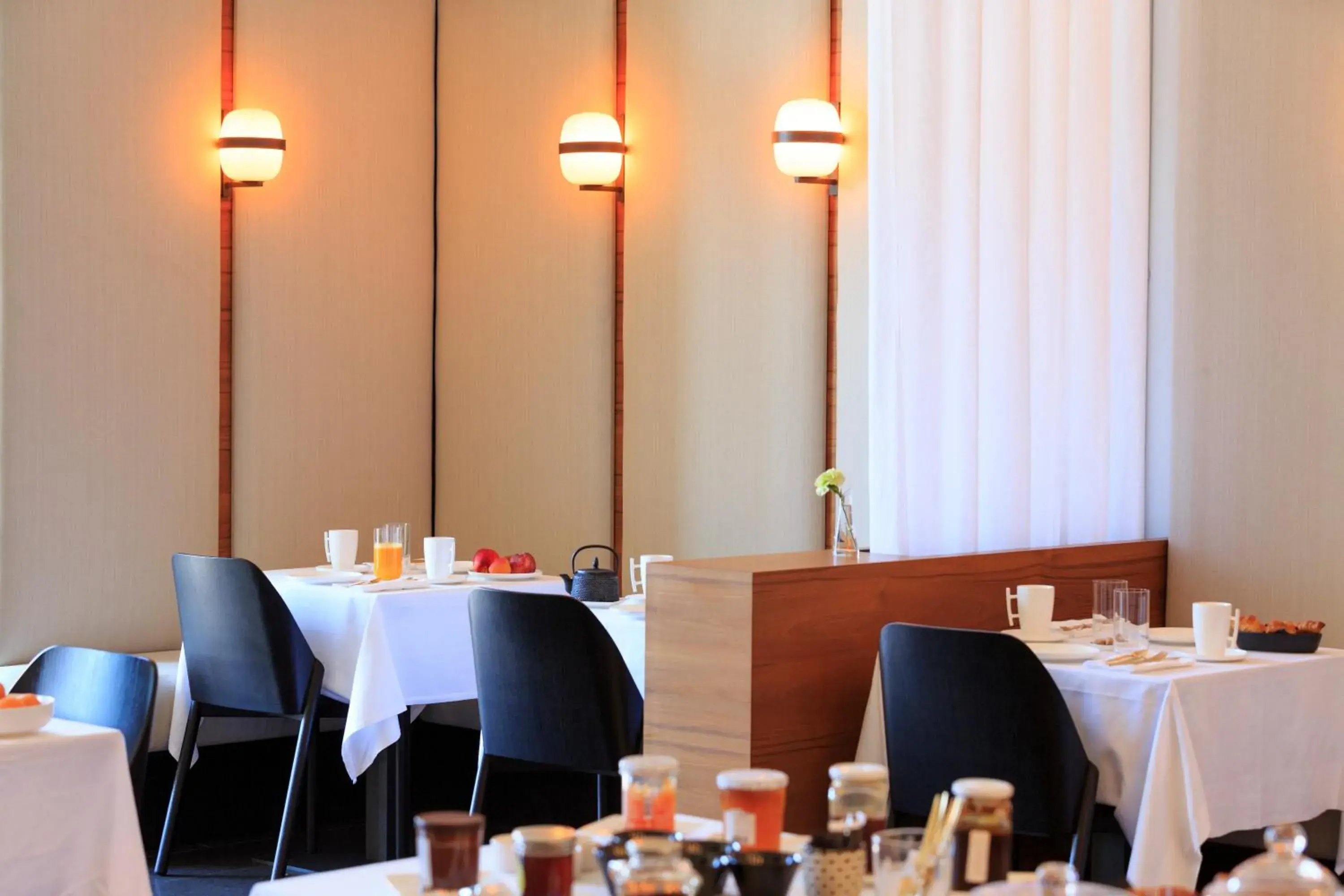 Continental breakfast, Restaurant/Places to Eat in Hotel Centre Nautique