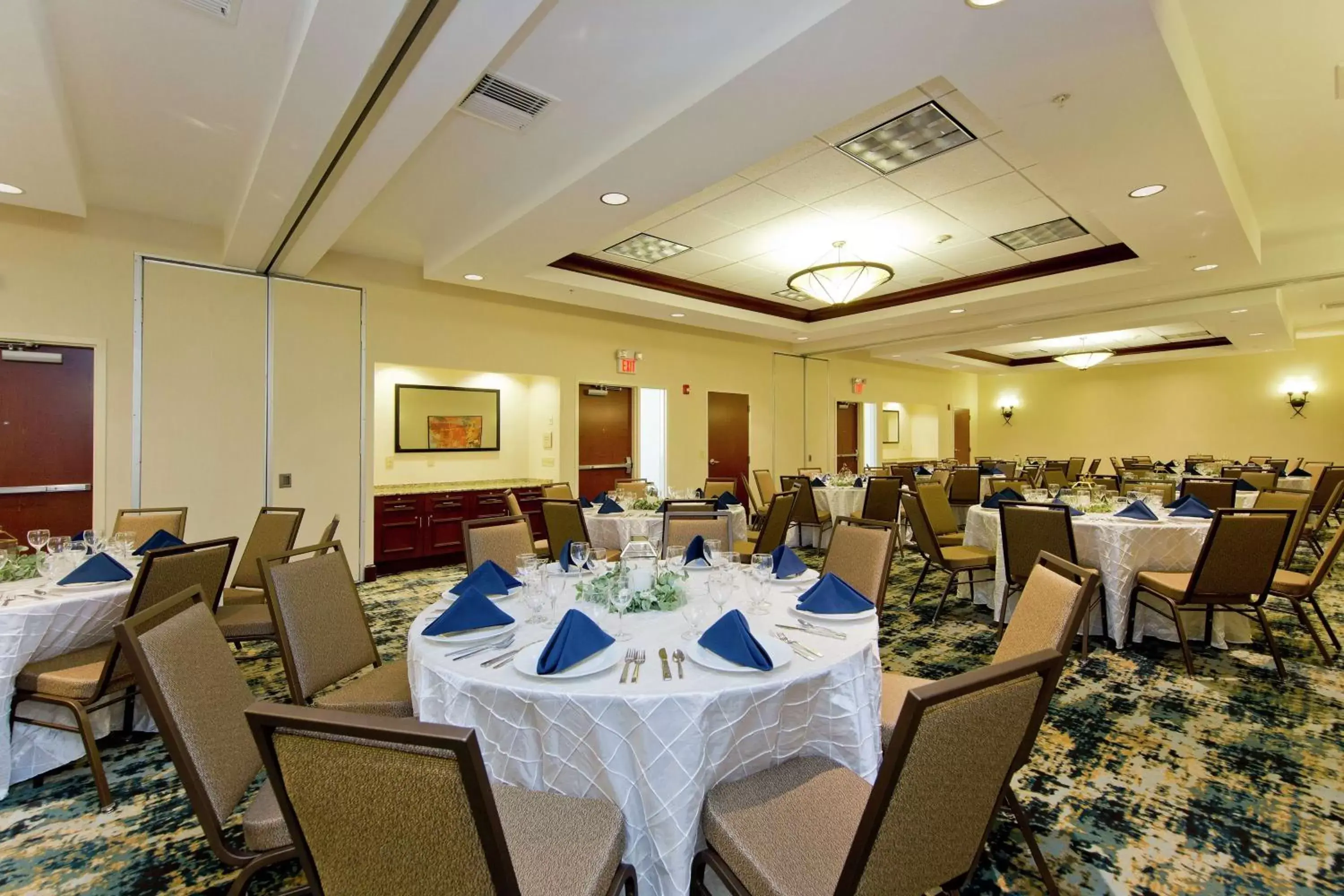 Meeting/conference room, Restaurant/Places to Eat in Hilton Garden Inn Winchester