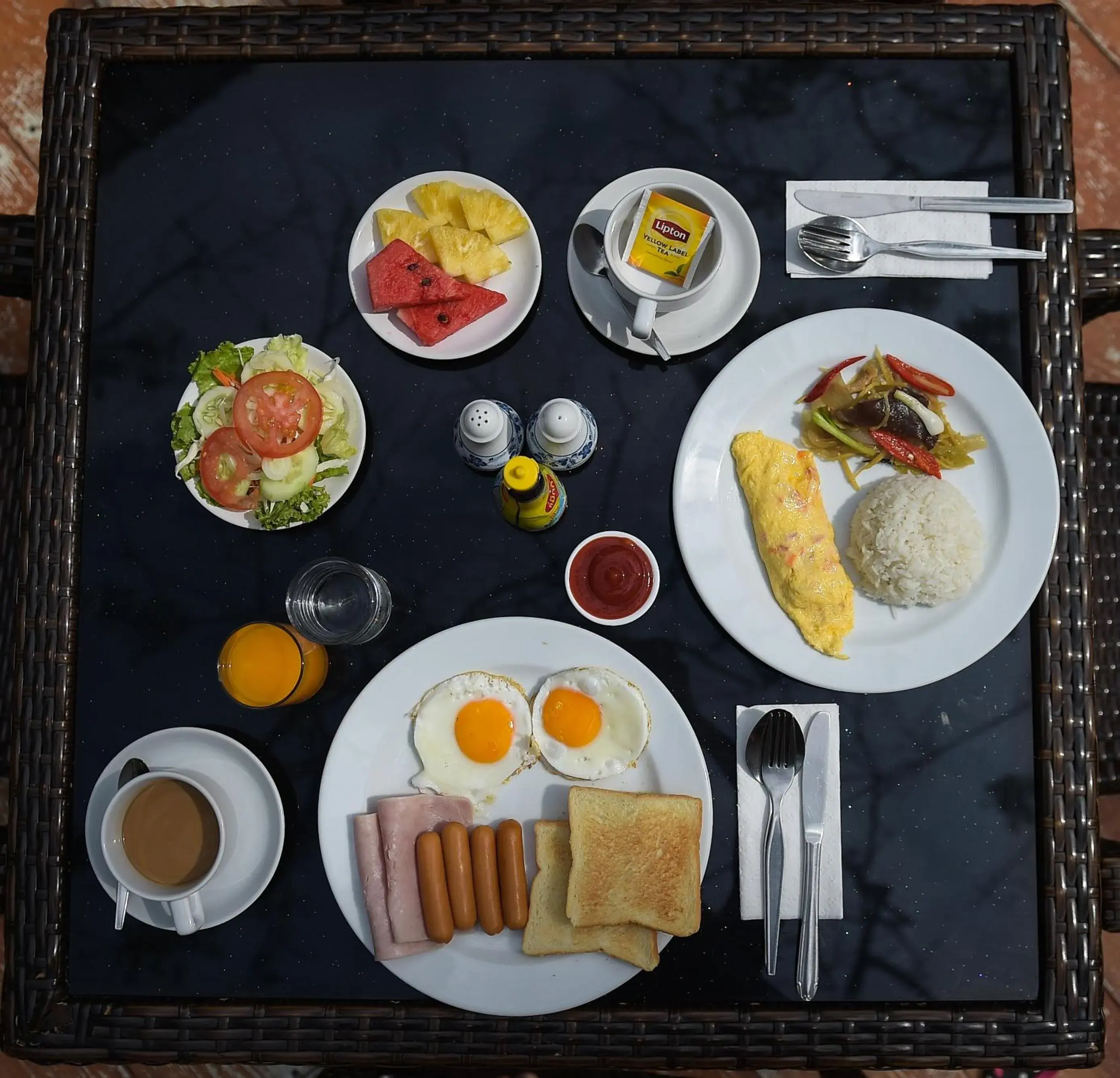 Restaurant/places to eat in Villa Navin Restaurant/places to eat in Villa Navin