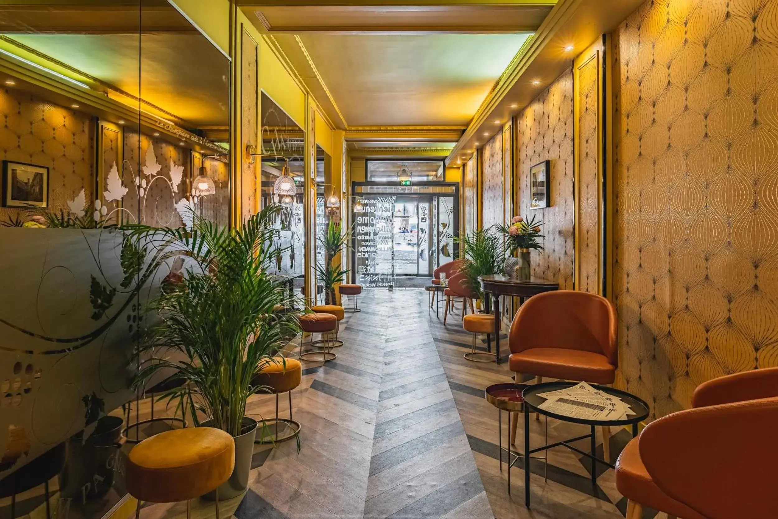 Lobby or reception in Best Western Hotel Centre Reims Lobby or reception in Best Western Hotel Centre Reims