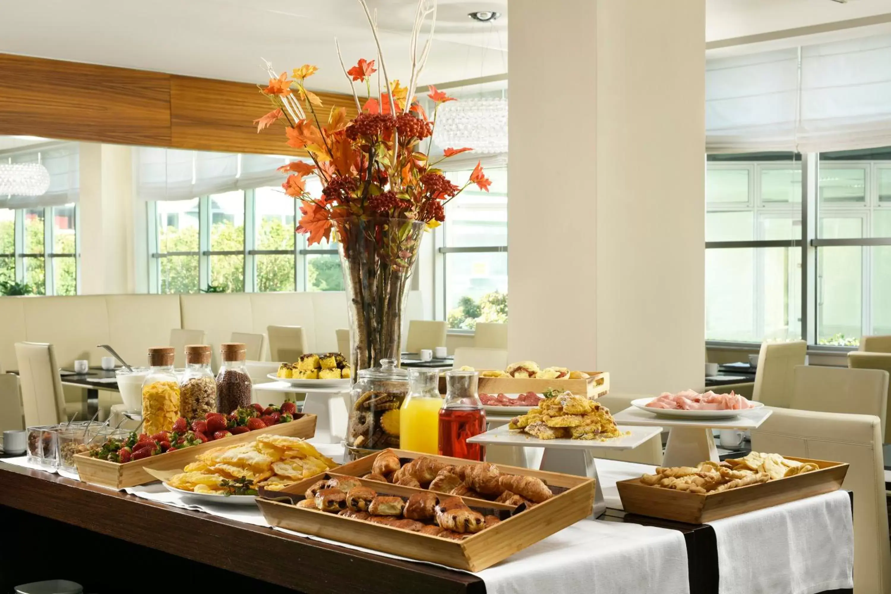 Buffet breakfast in Hotel La Favorita