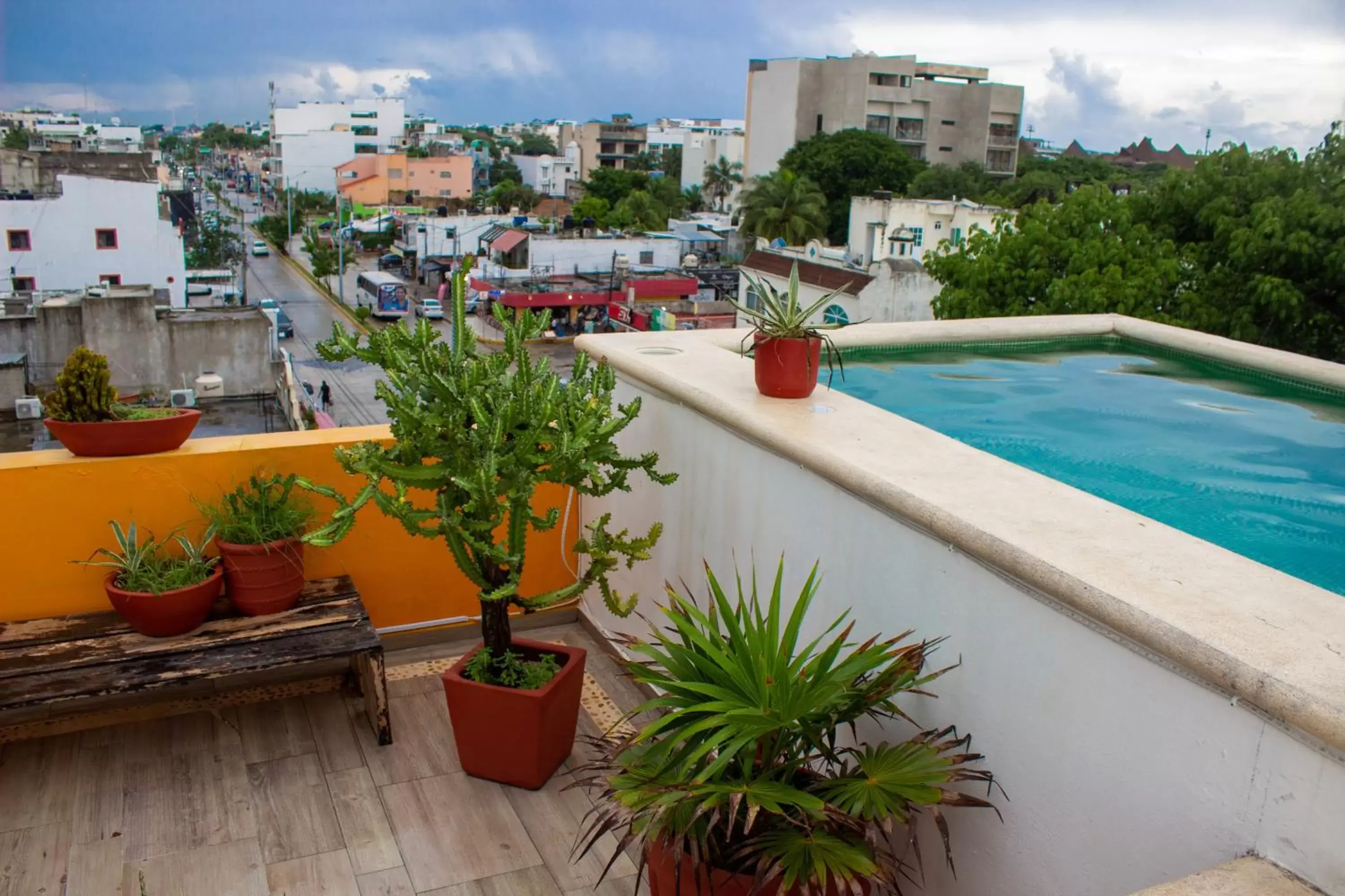 City view, Pool View in Hotel Eleven by BFH