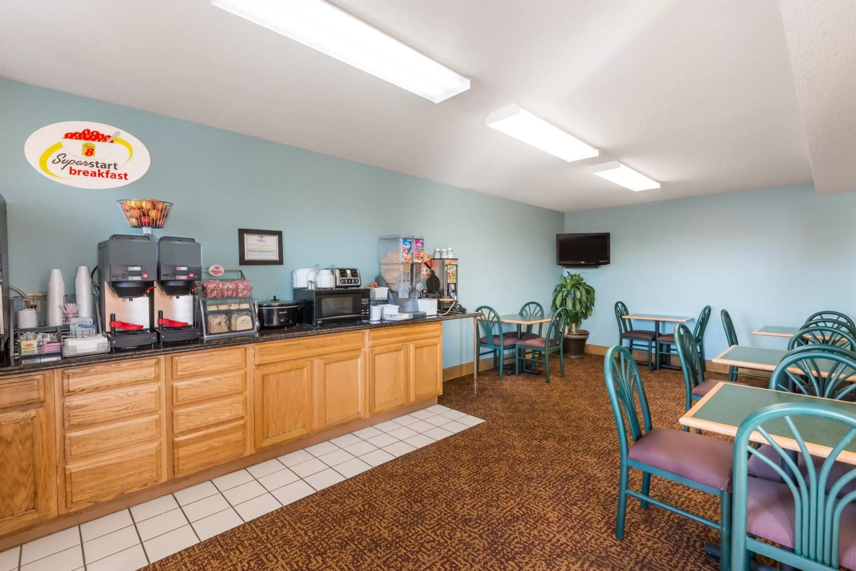 Continental breakfast in Super 8 by Wyndham Wakeeney Continental breakfast in Super 8 by Wyndham Wakeeney