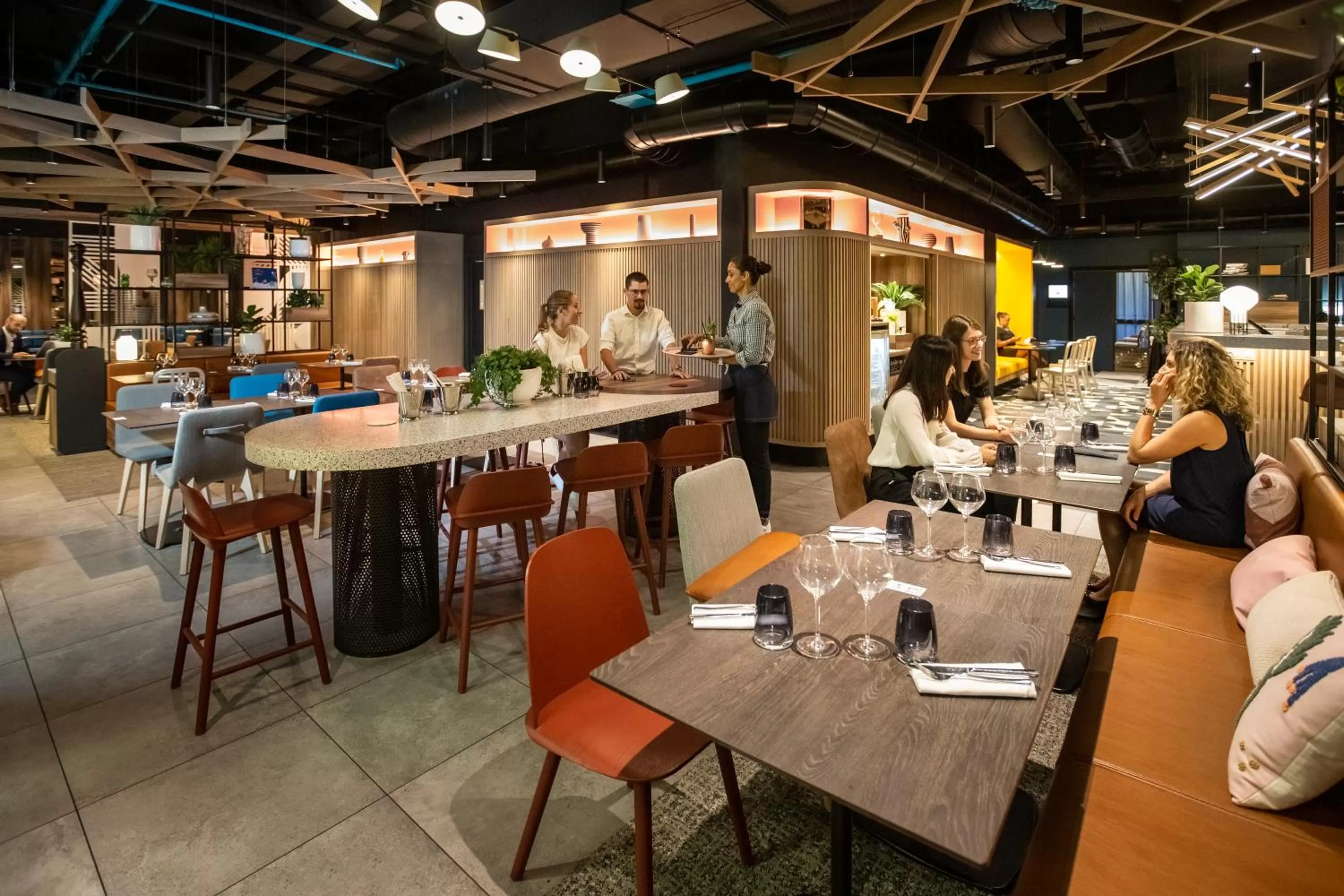 Restaurant/places to eat in Novotel Strasbourg Centre Halles