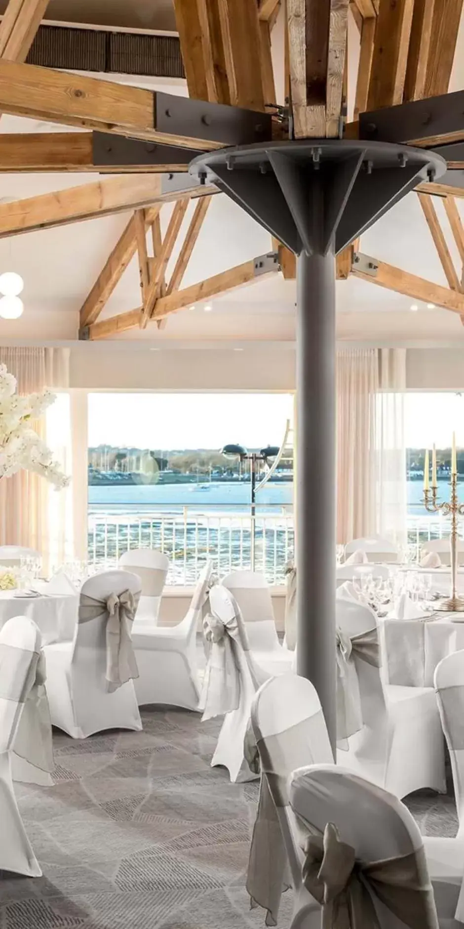 Banquet/Function facilities, Restaurant/Places to Eat in Langstone Quays Resort