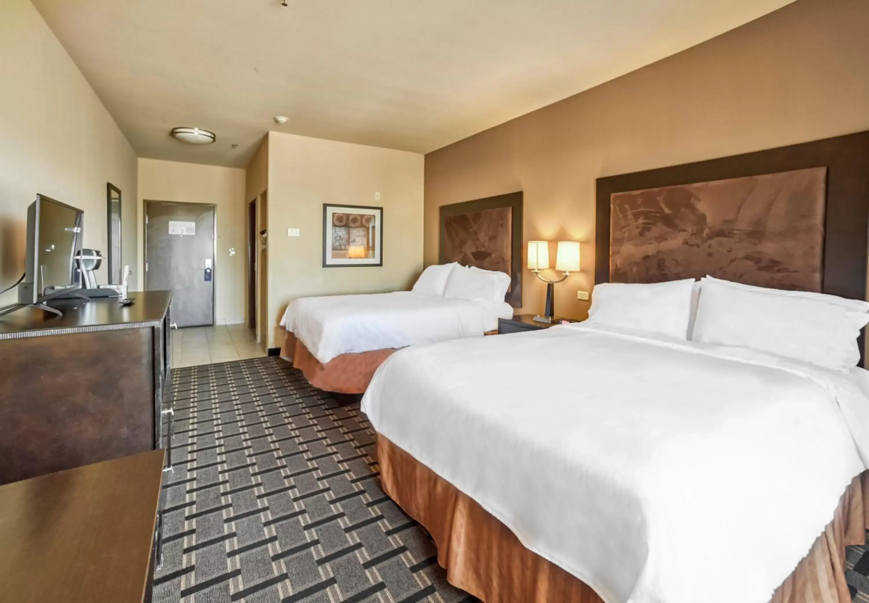 Bed in Holiday Inn Express and Suites Beeville, an IHG Hotel