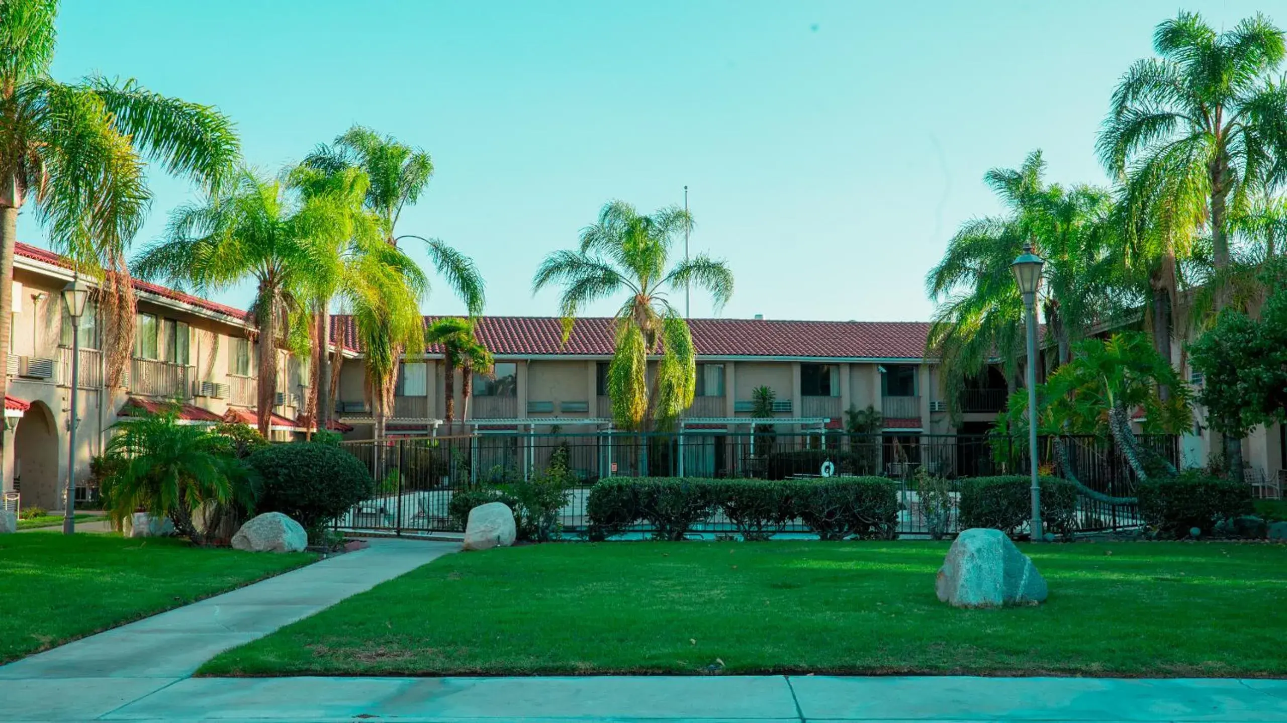 Area and facilities, Property Building in Motel 6 Anaheim Hills, CA