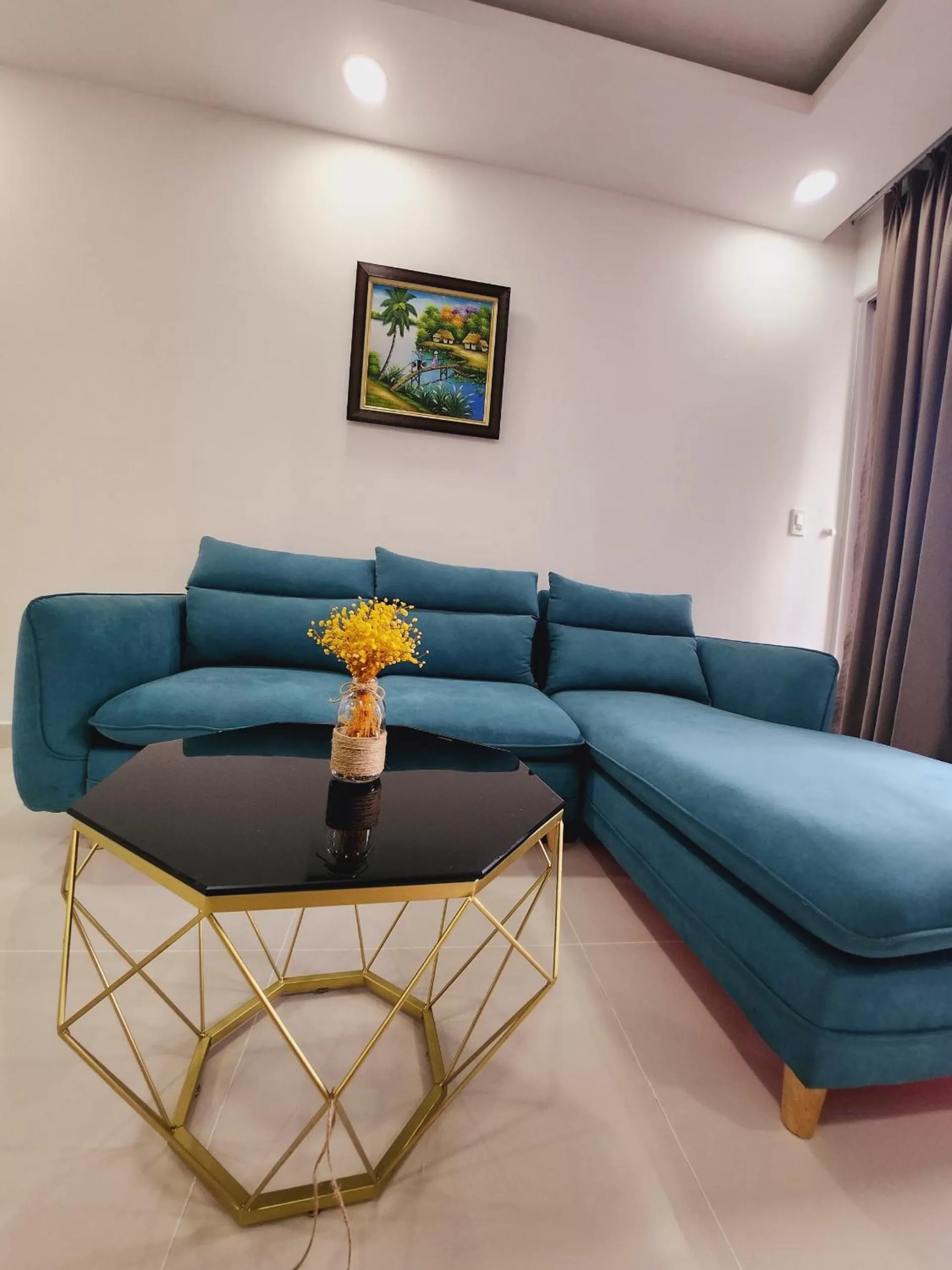 Three-Bedroom Apartment in Scenic Valley Suite