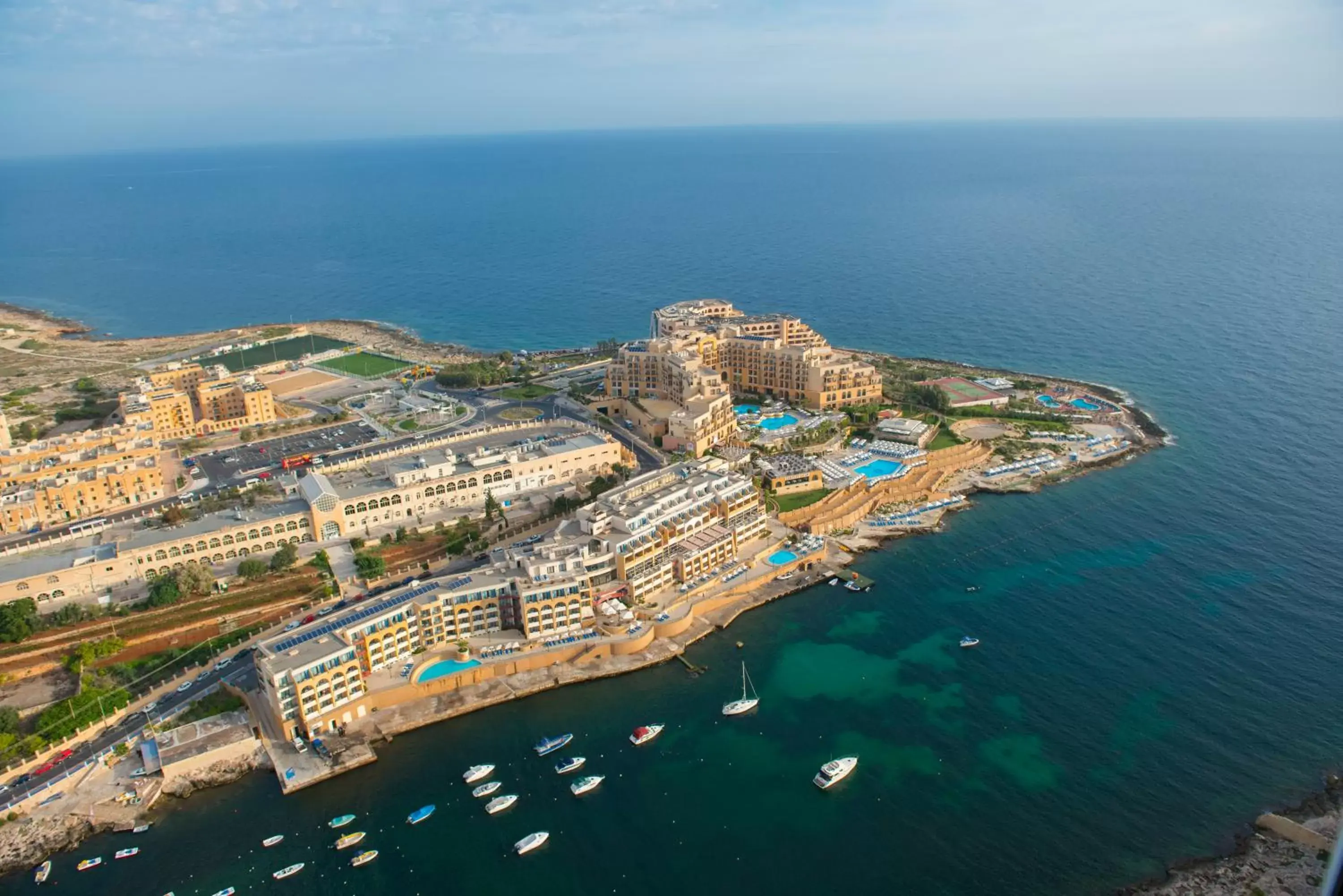 Property building, Bird's-eye View in Marina Hotel Corinthia Beach Resort Malta