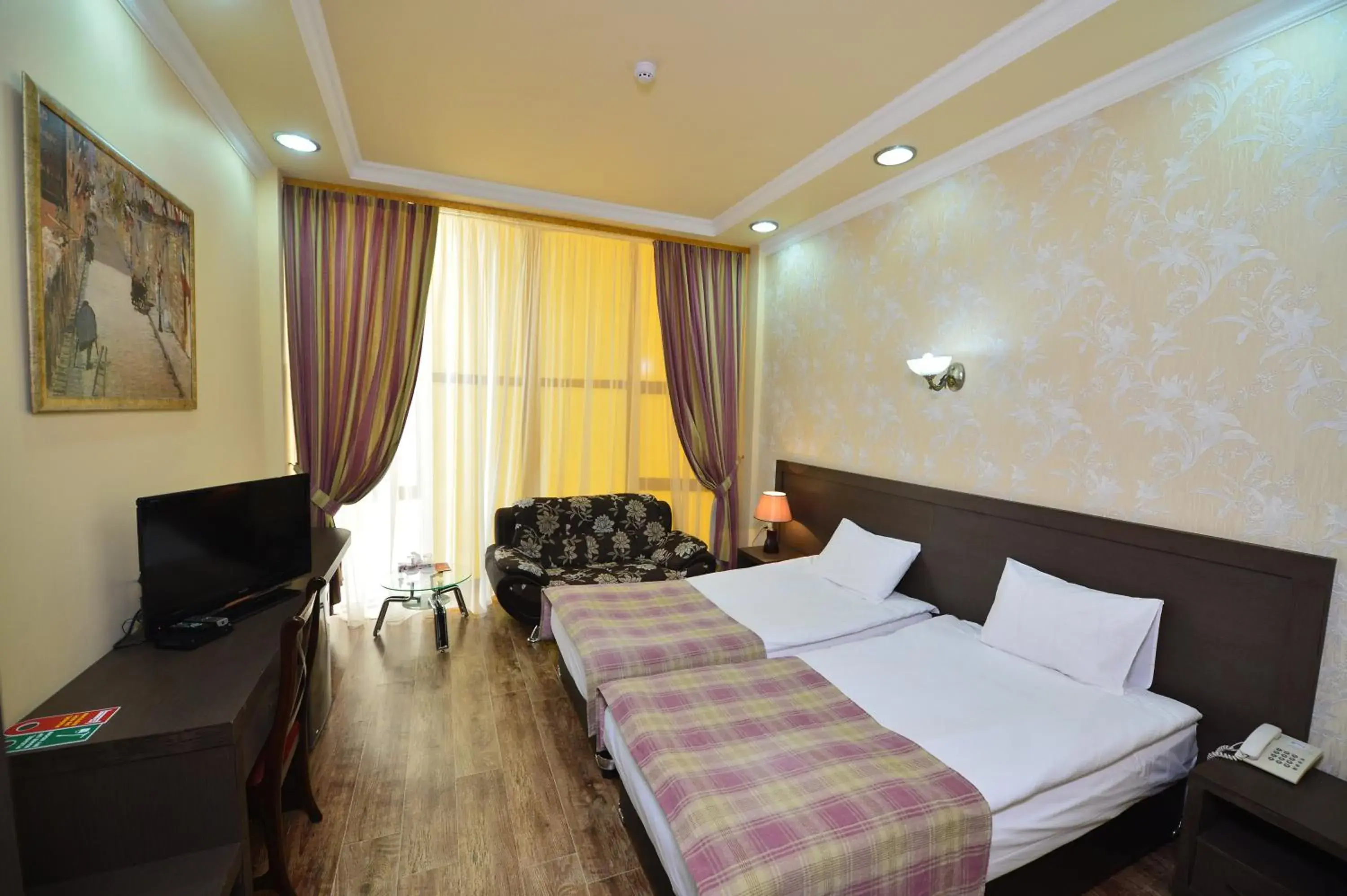 Photo of the whole room, Bed in Yerevan Deluxe Hotel