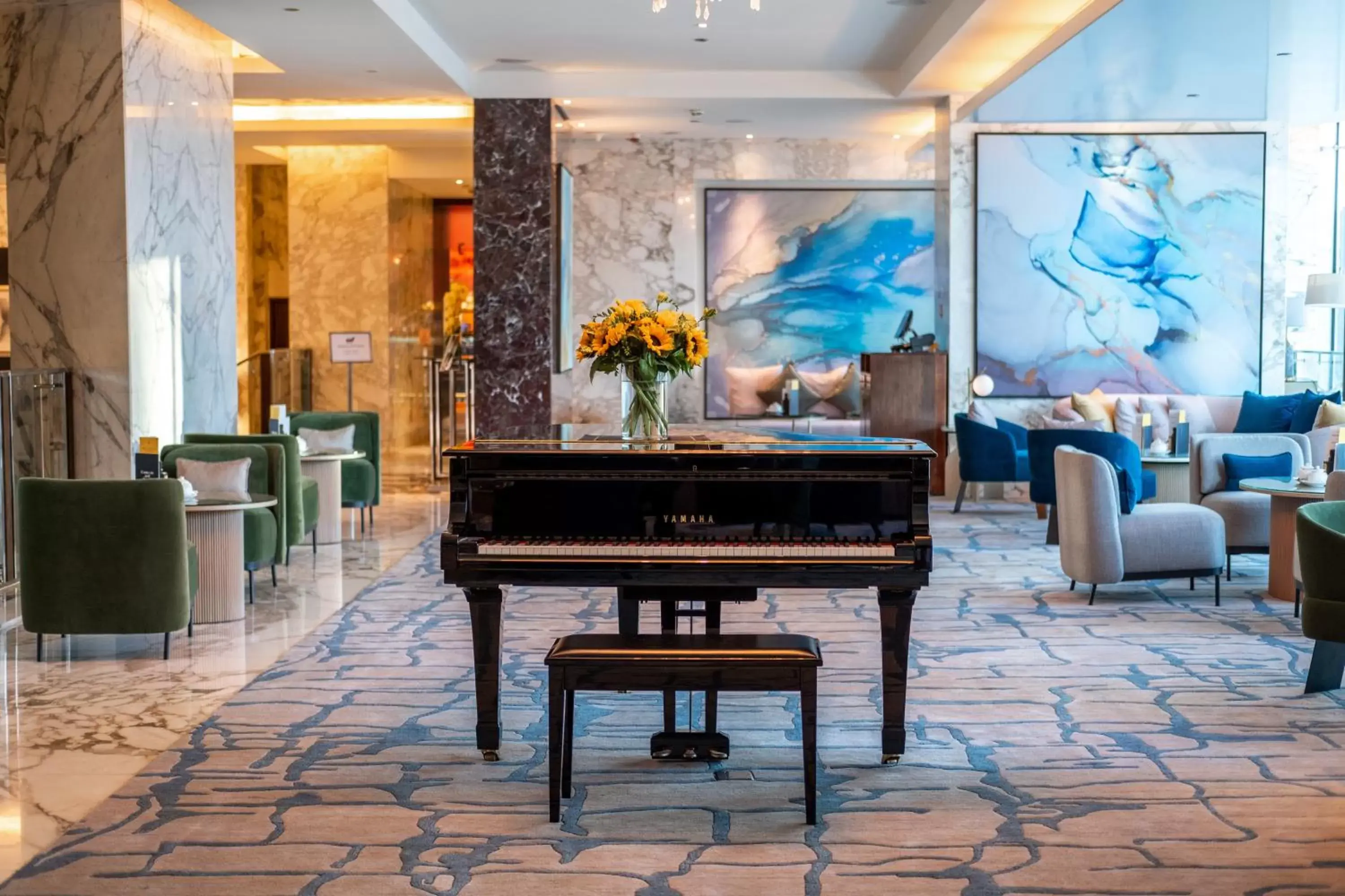 Restaurant/places to eat, Lobby/Reception in voco - Bonnington Dubai, an IHG Hotel