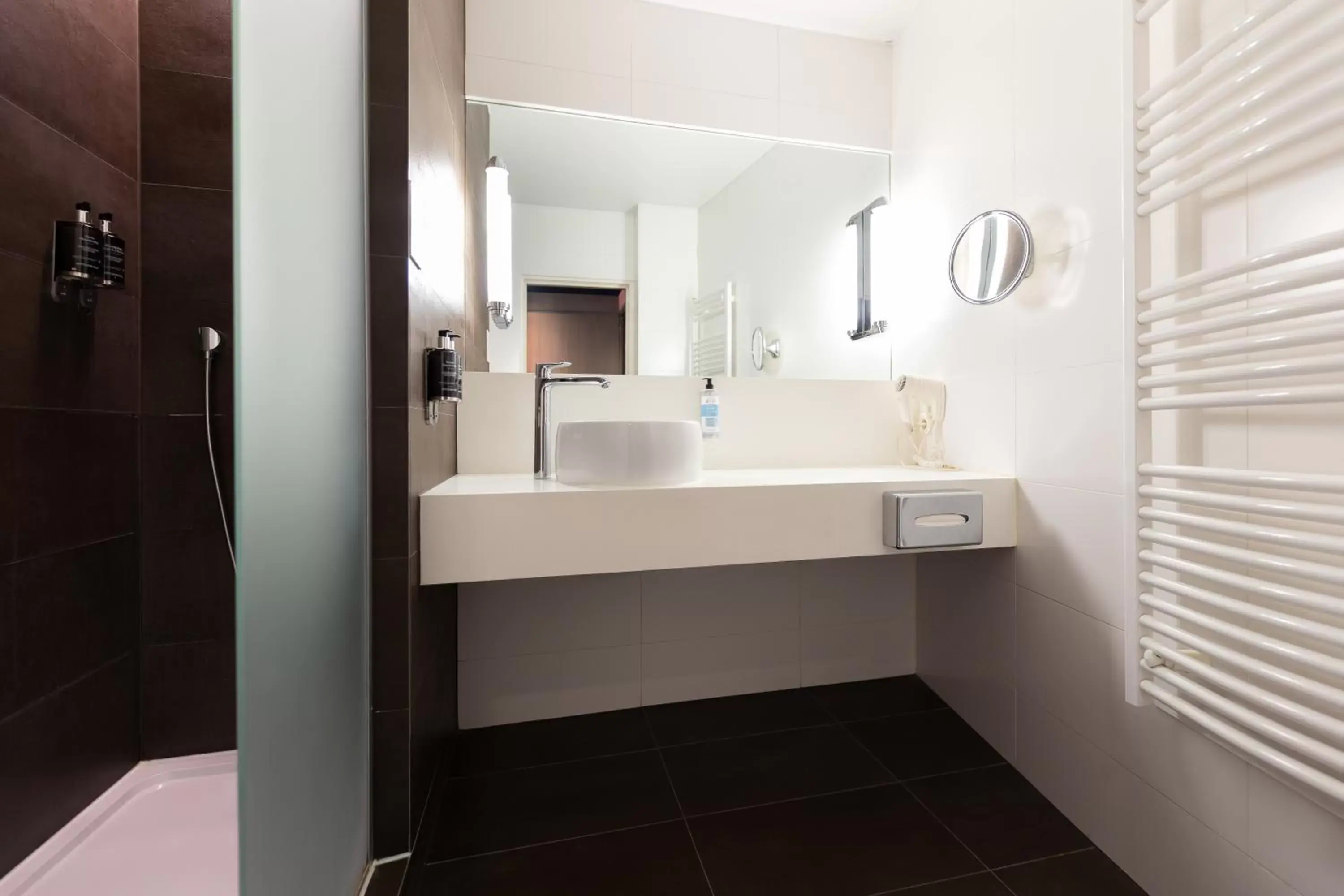 Shower, Bathroom in Hôtel Diana Restaurant & Spa by HappyCulture