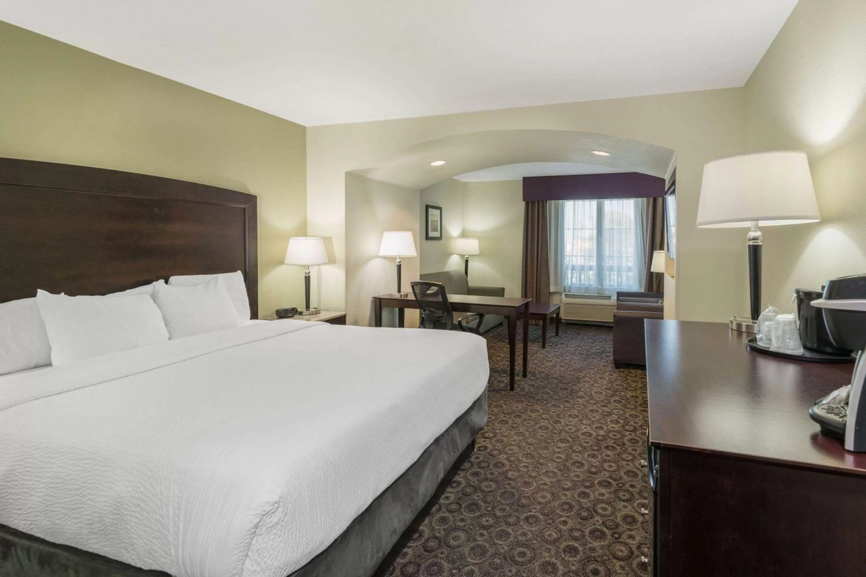 Bed in La Quinta by Wyndham Las Vegas Airport South