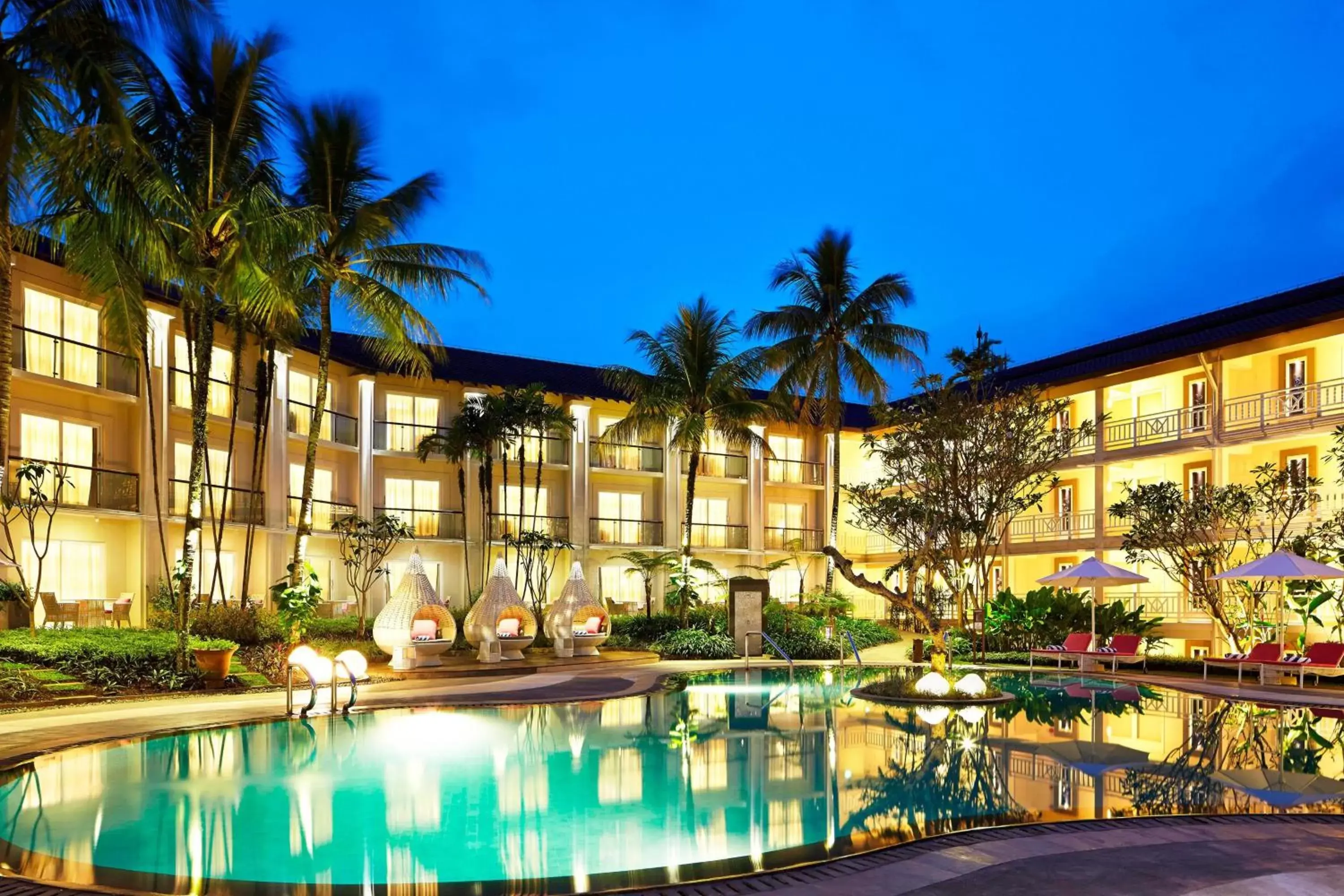 Swimming Pool in Sheraton Bandung Hotel & Towers