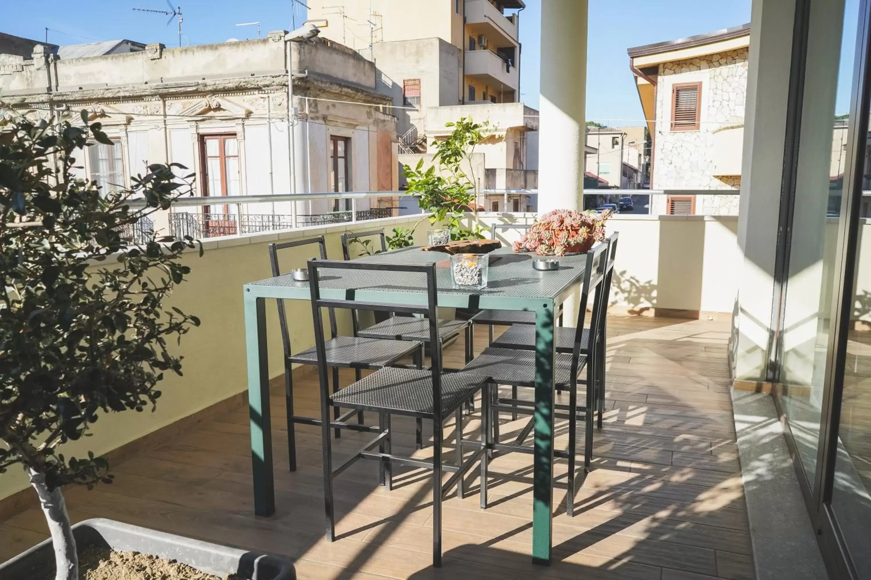 Balcony/Terrace in Ulivo Design b&b