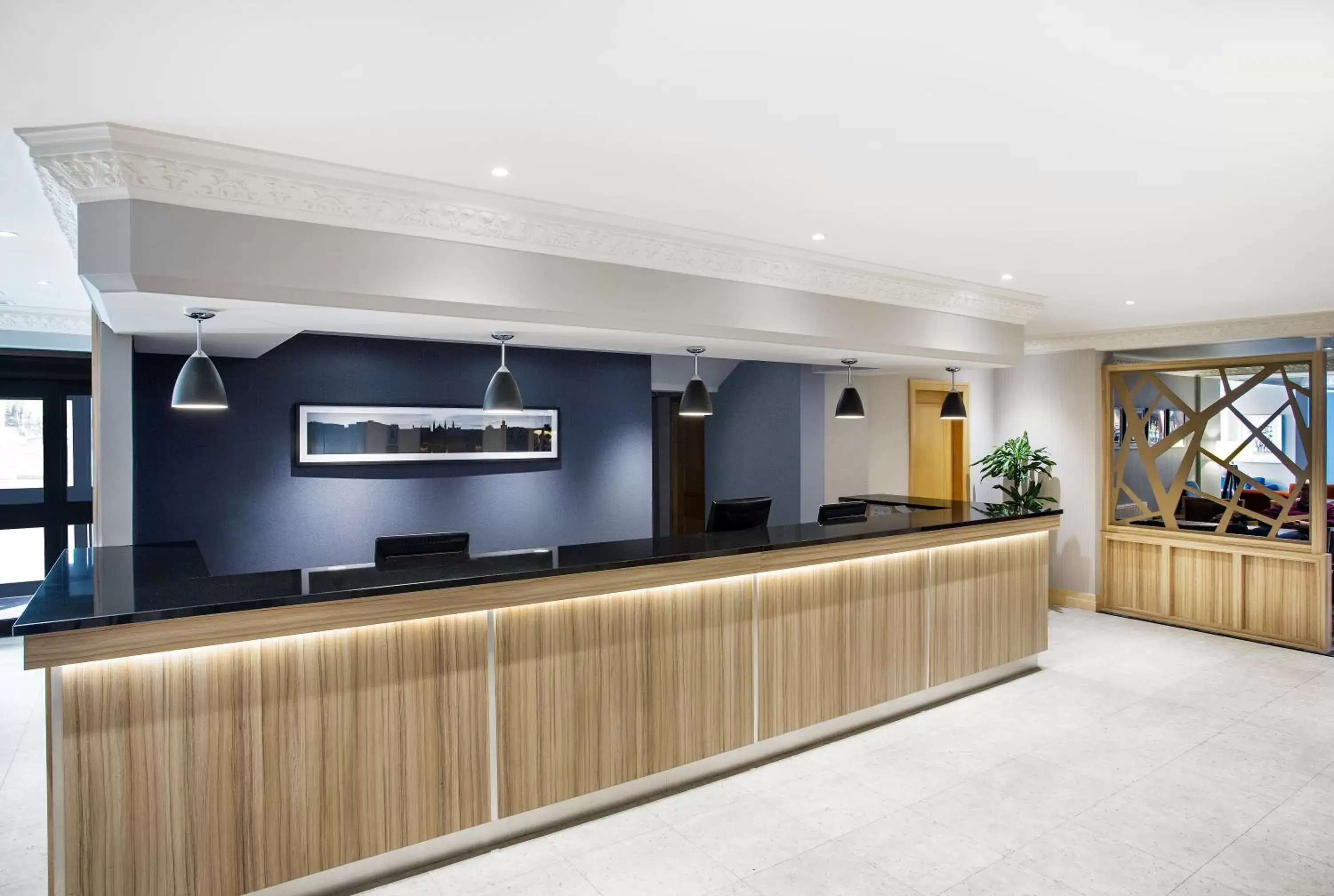 Lobby or reception, Lobby/Reception in Leonardo Hotel Inverness - Formerly Jurys Inn