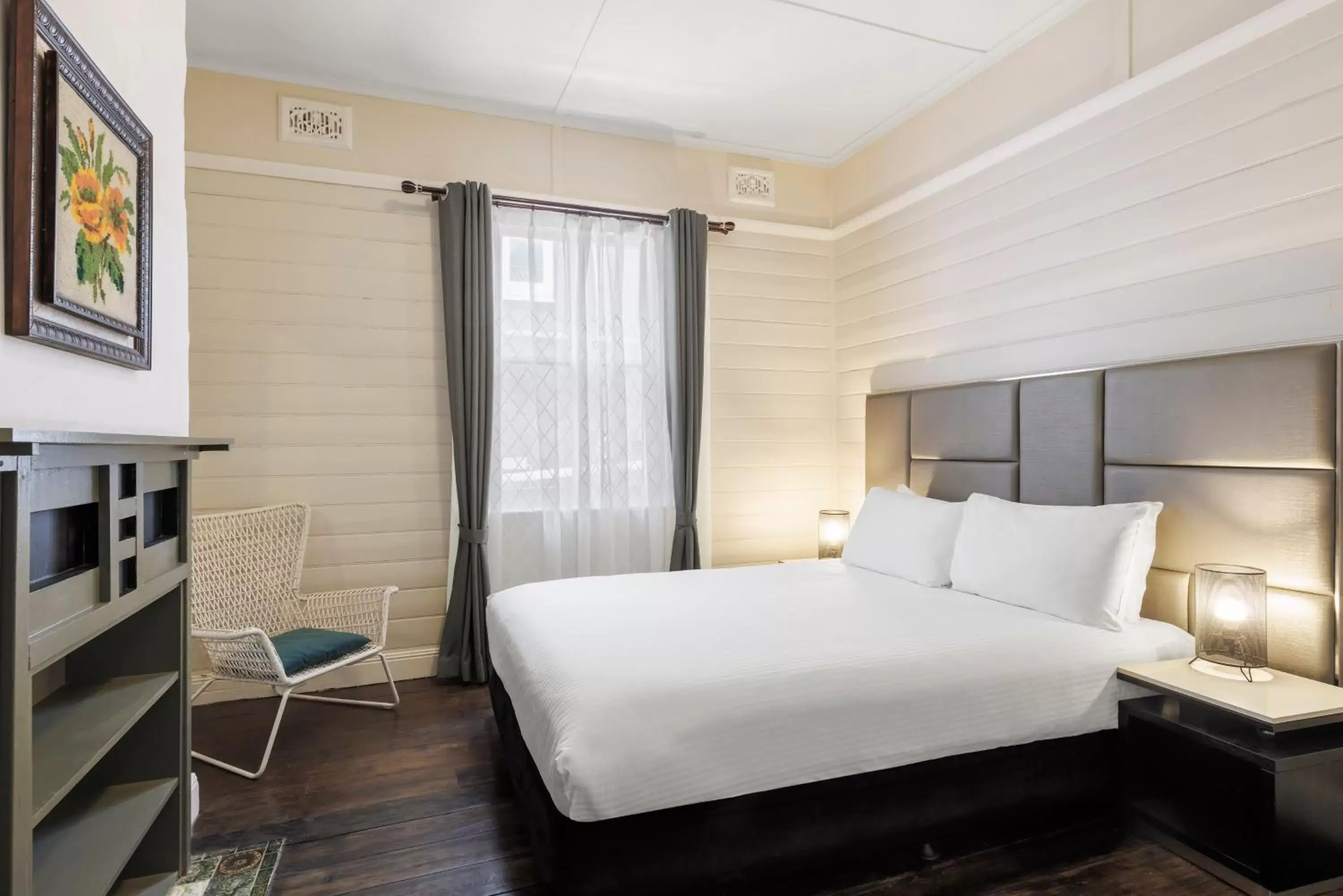 Bedroom, Bed in Hotel Blue & Cottages Katoomba Bedroom, Bed in Hotel Blue & Cottages Katoomba