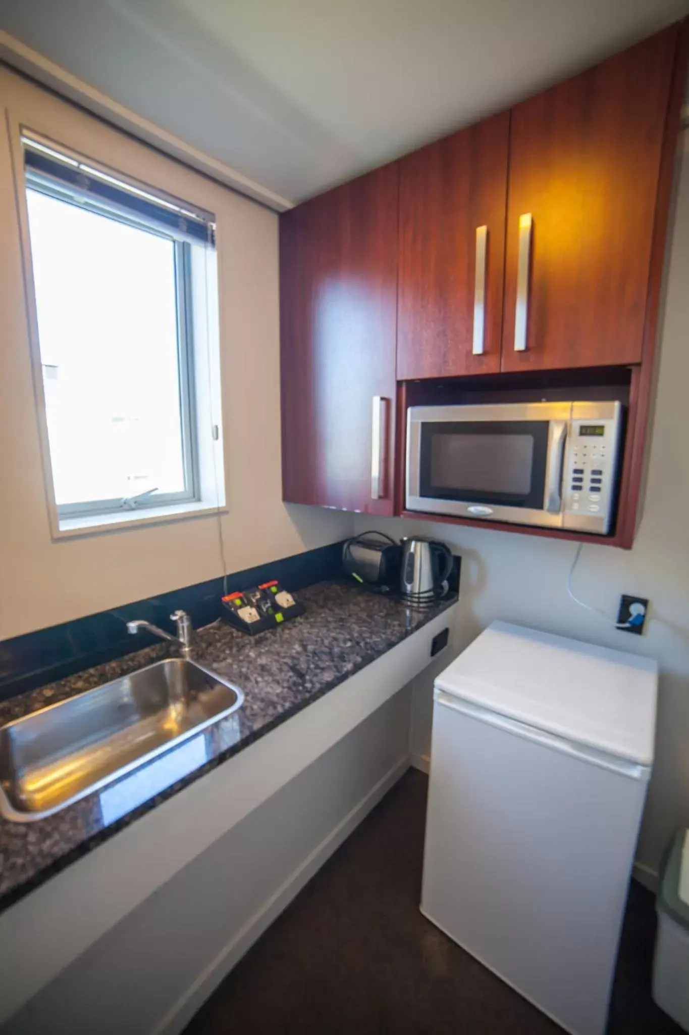 Kitchen or kitchenette, Kitchen/Kitchenette in City Central Motel Apartments