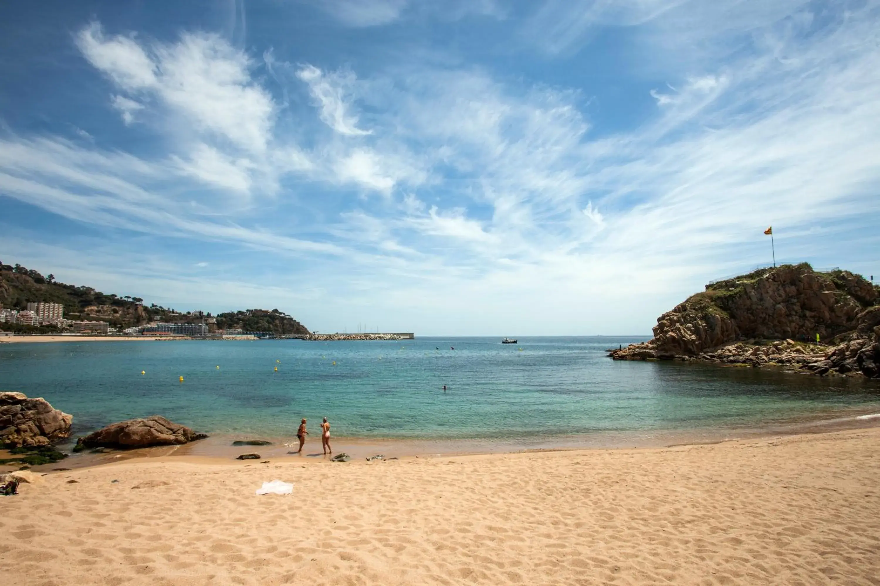 Beach in Hotel Horitzo by Pierre & Vacances