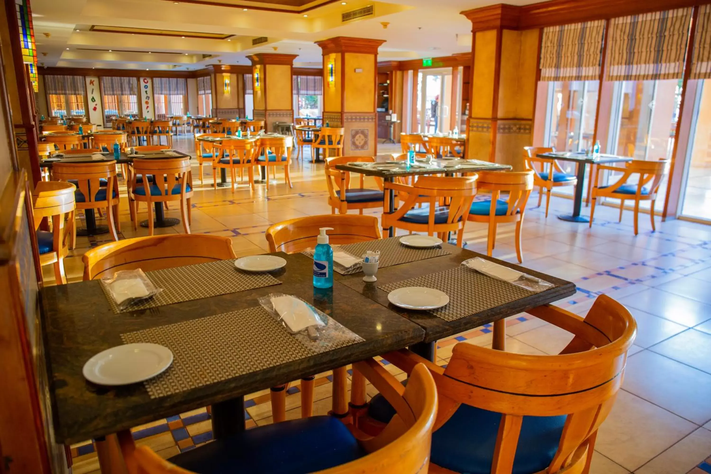 Breakfast, Restaurant/Places to Eat in Continental Hotel Hurghada
