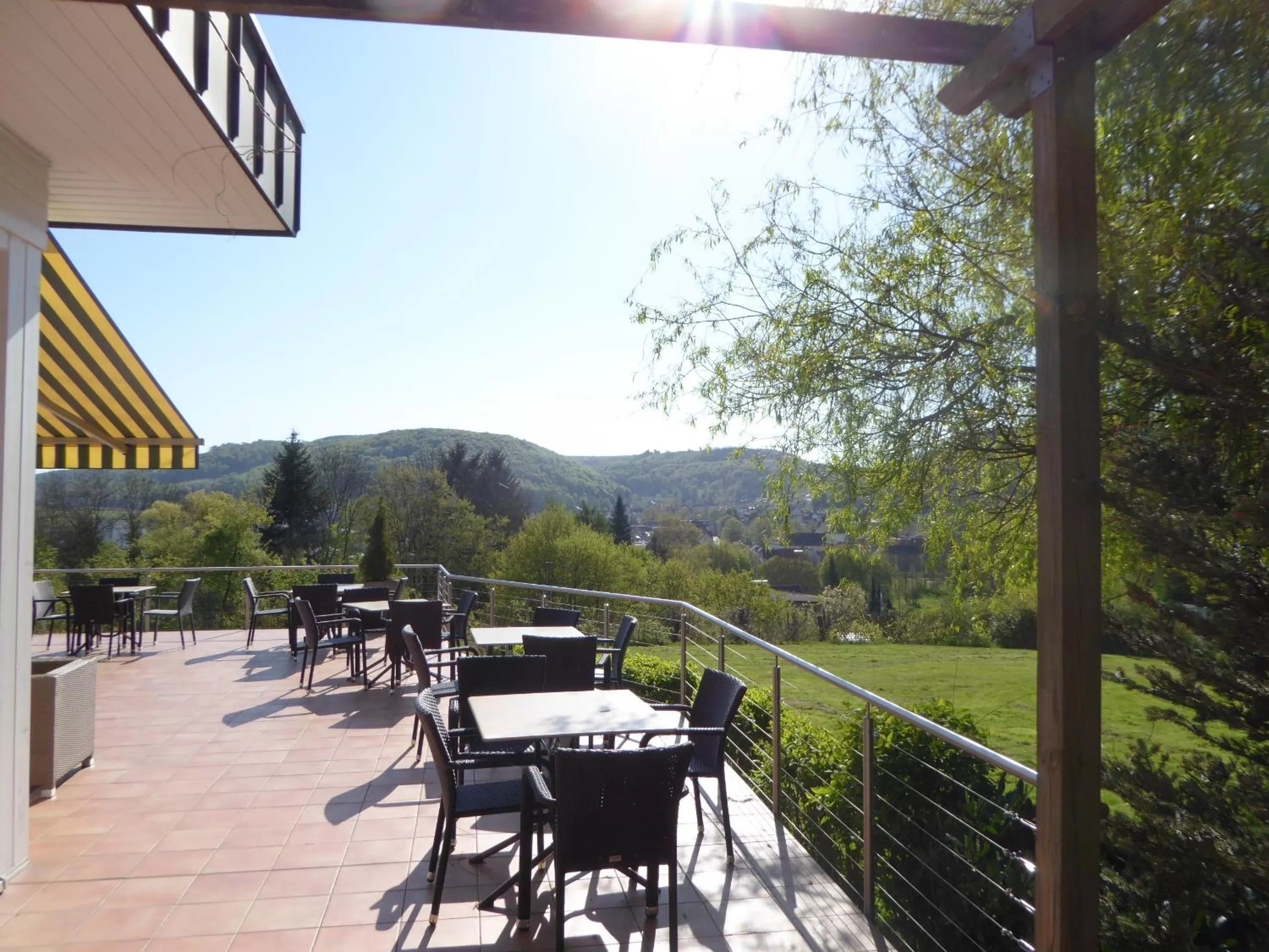 Restaurant/places to eat in Sonnenhof