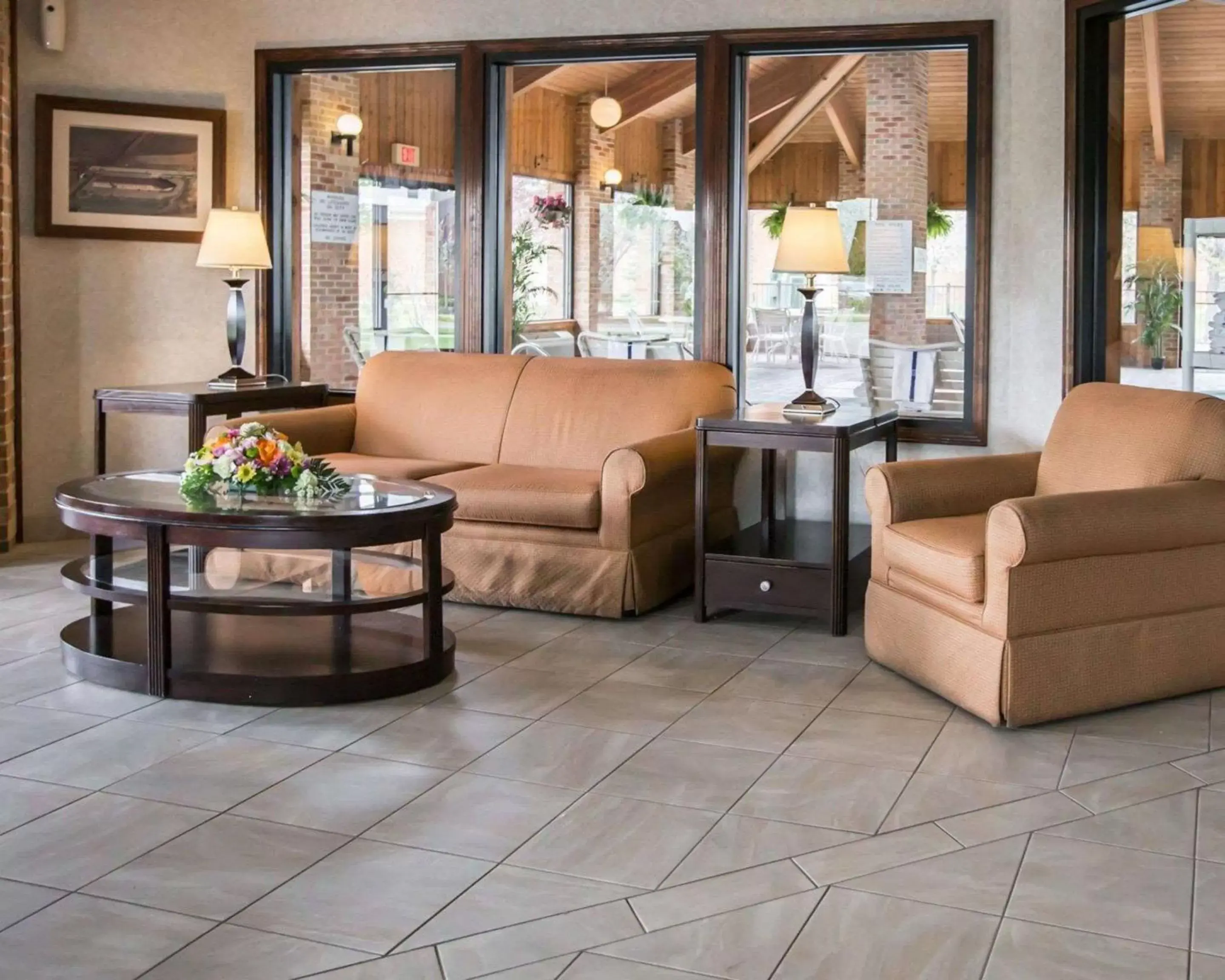 Lobby or reception in Quality Inn Dundee Lobby or reception in Quality Inn Dundee