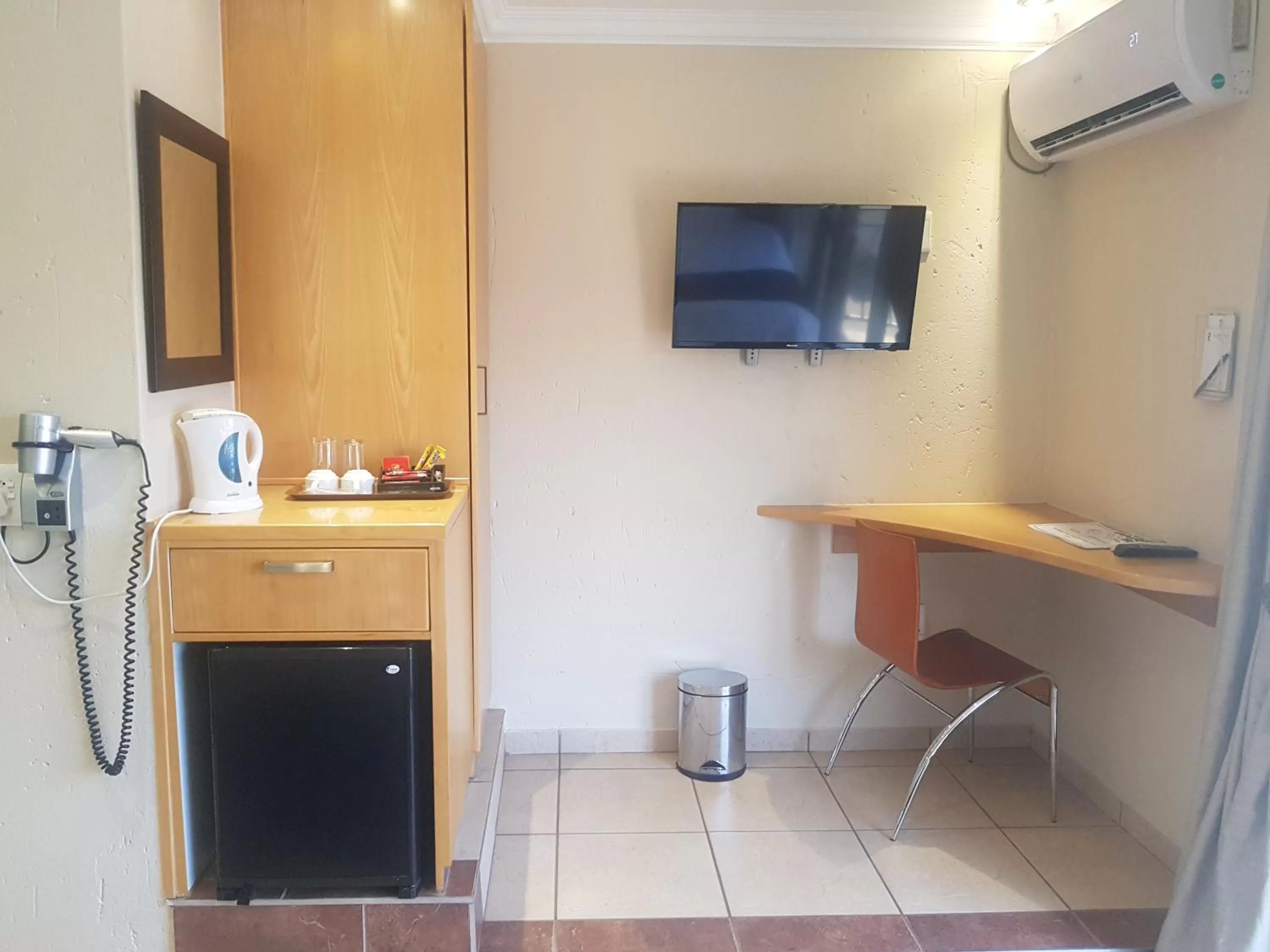 TV and multimedia in Europrime Hotel