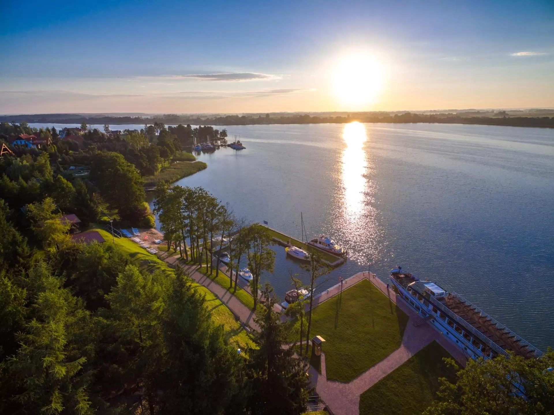 Bird's eye view in Hotel Robert's Port