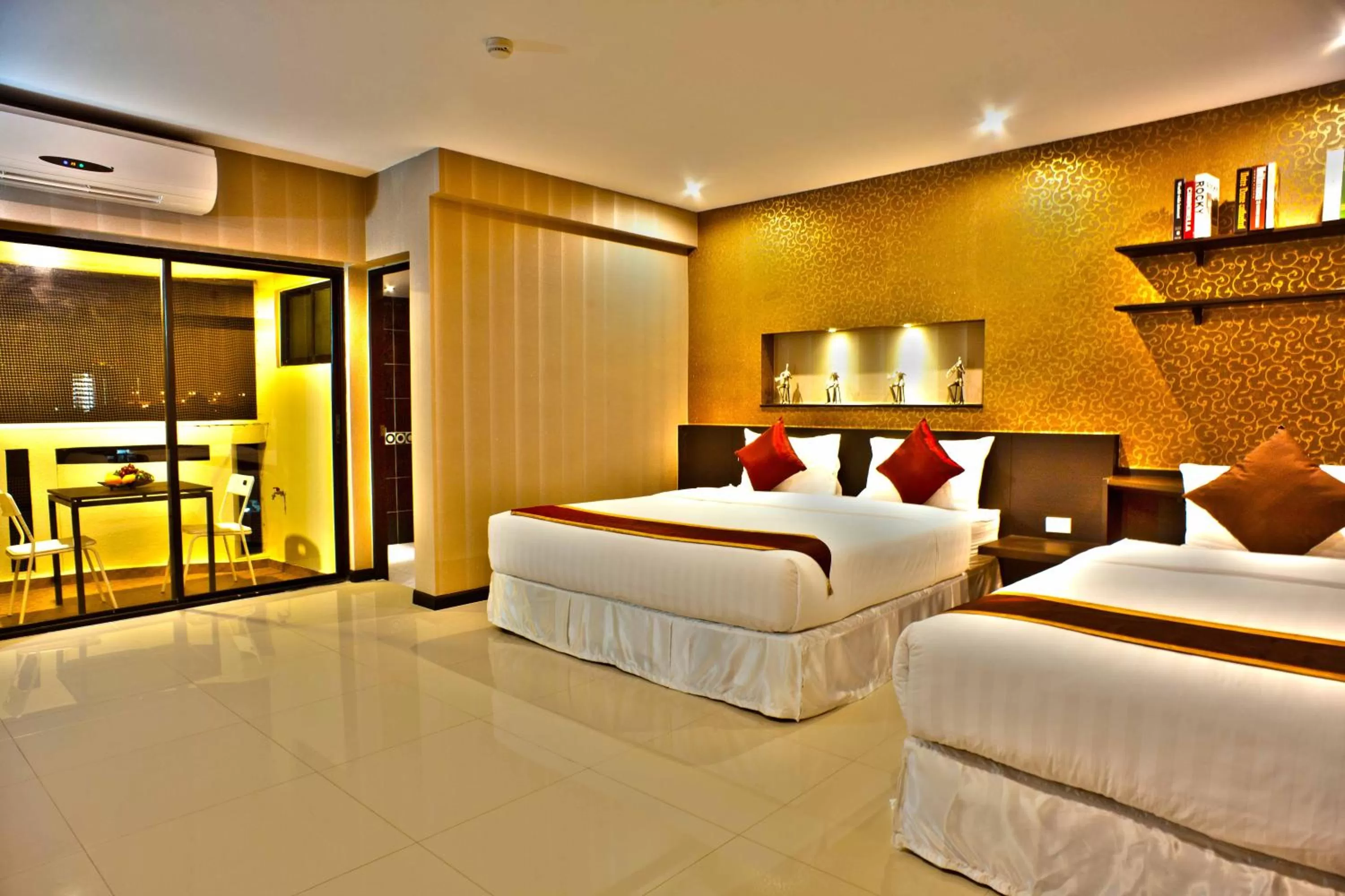 Bed in Chateau de Sukhumvit