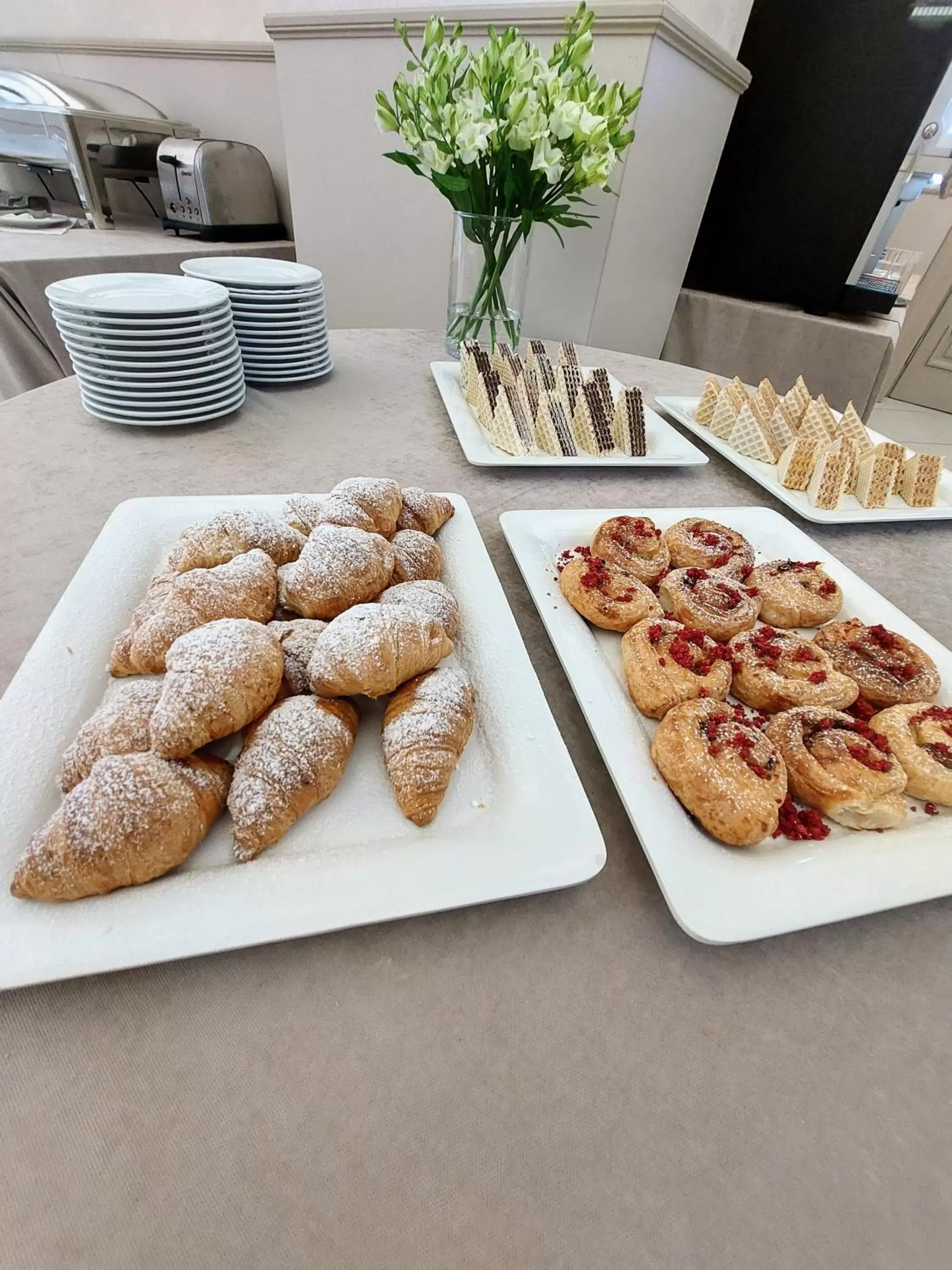 Buffet breakfast in Aneks Hotelu Kazimierz