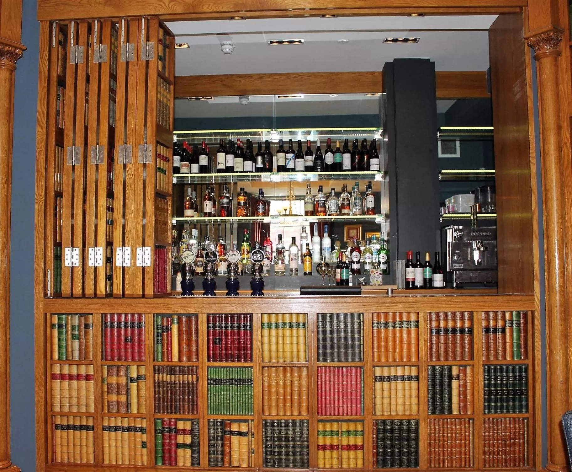 Library in The Raeburn