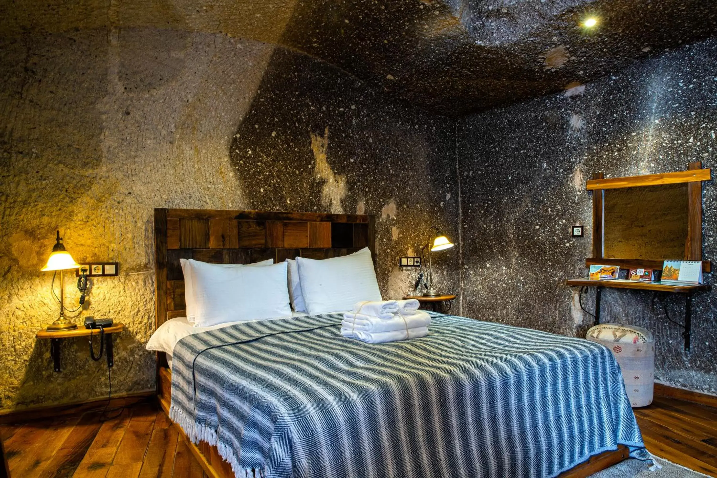 Bedroom, Bed in Aza Cave Cappadocia