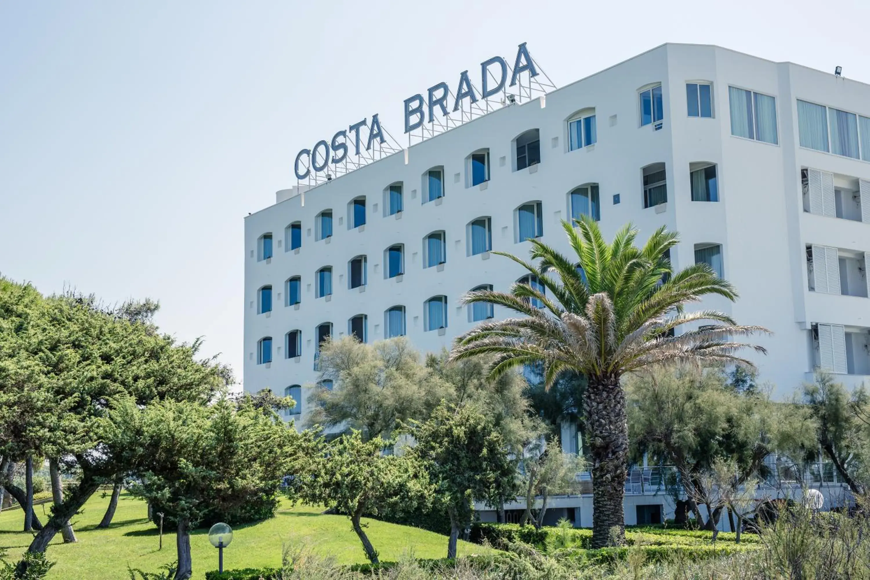 Property Building in Grand Hotel Costa Brada