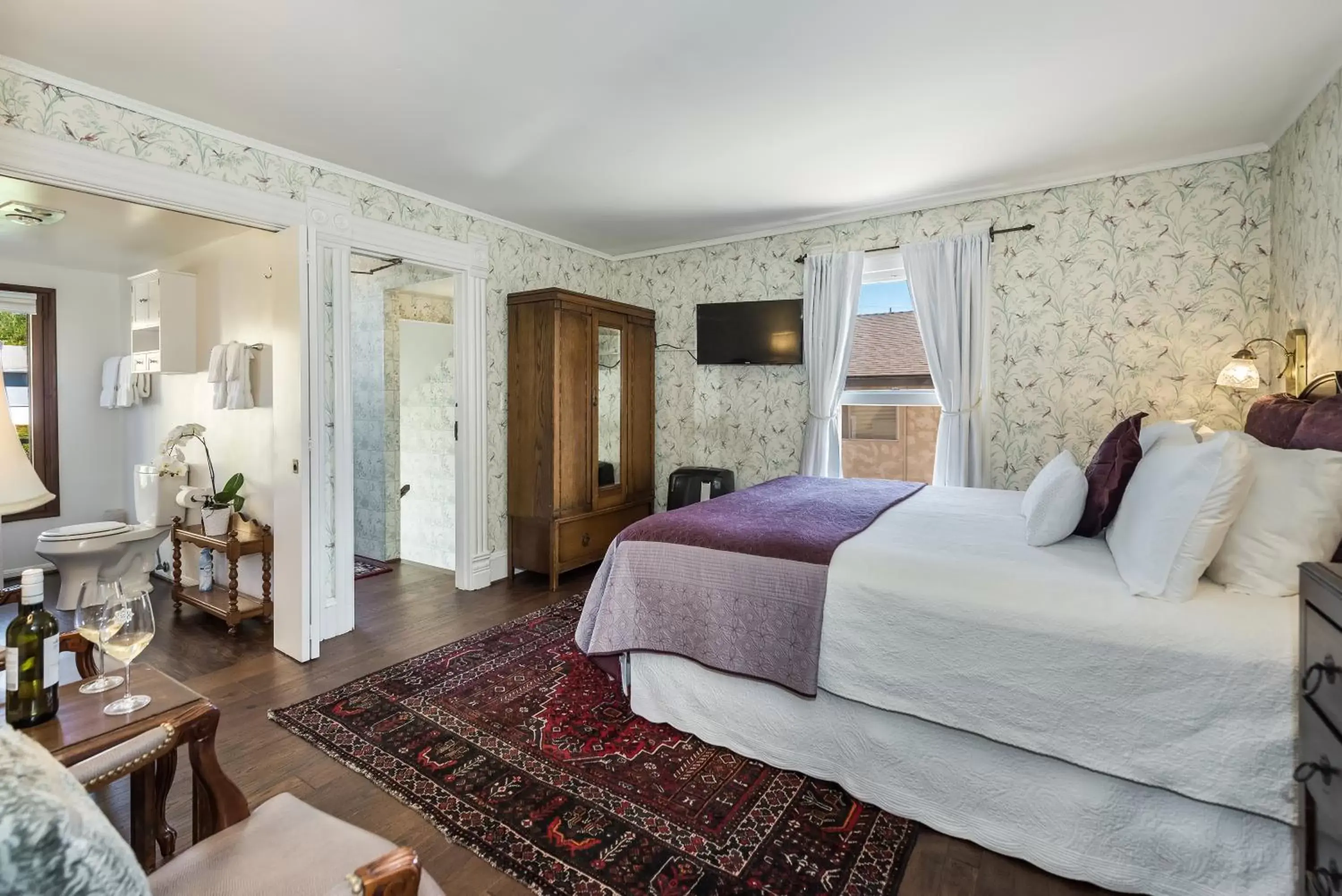 Bedroom, Bed in Bath Street Inn