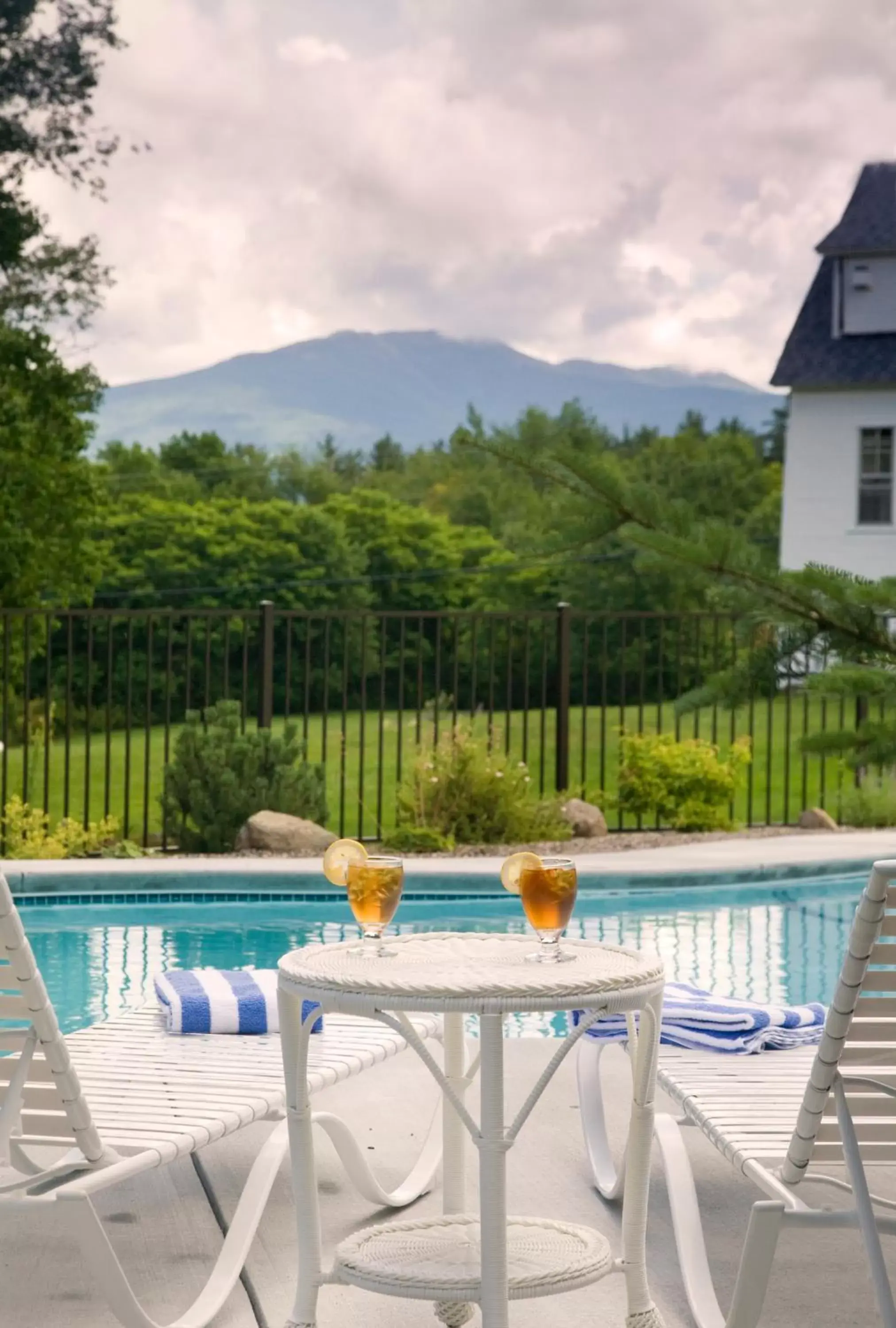 Pool view, Swimming Pool in Sugar Hill Inn