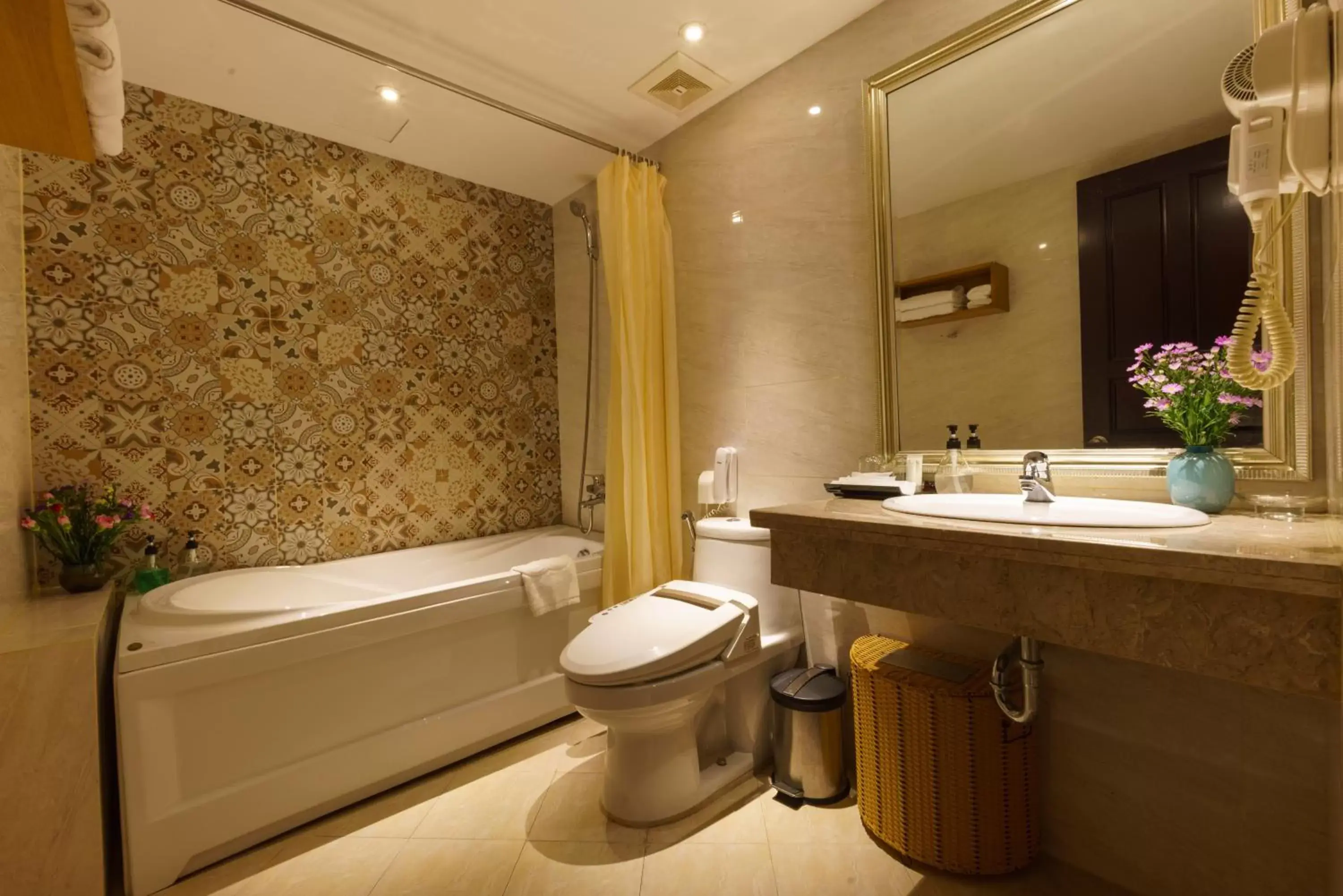 Bathroom in Roseland Corp Hotel